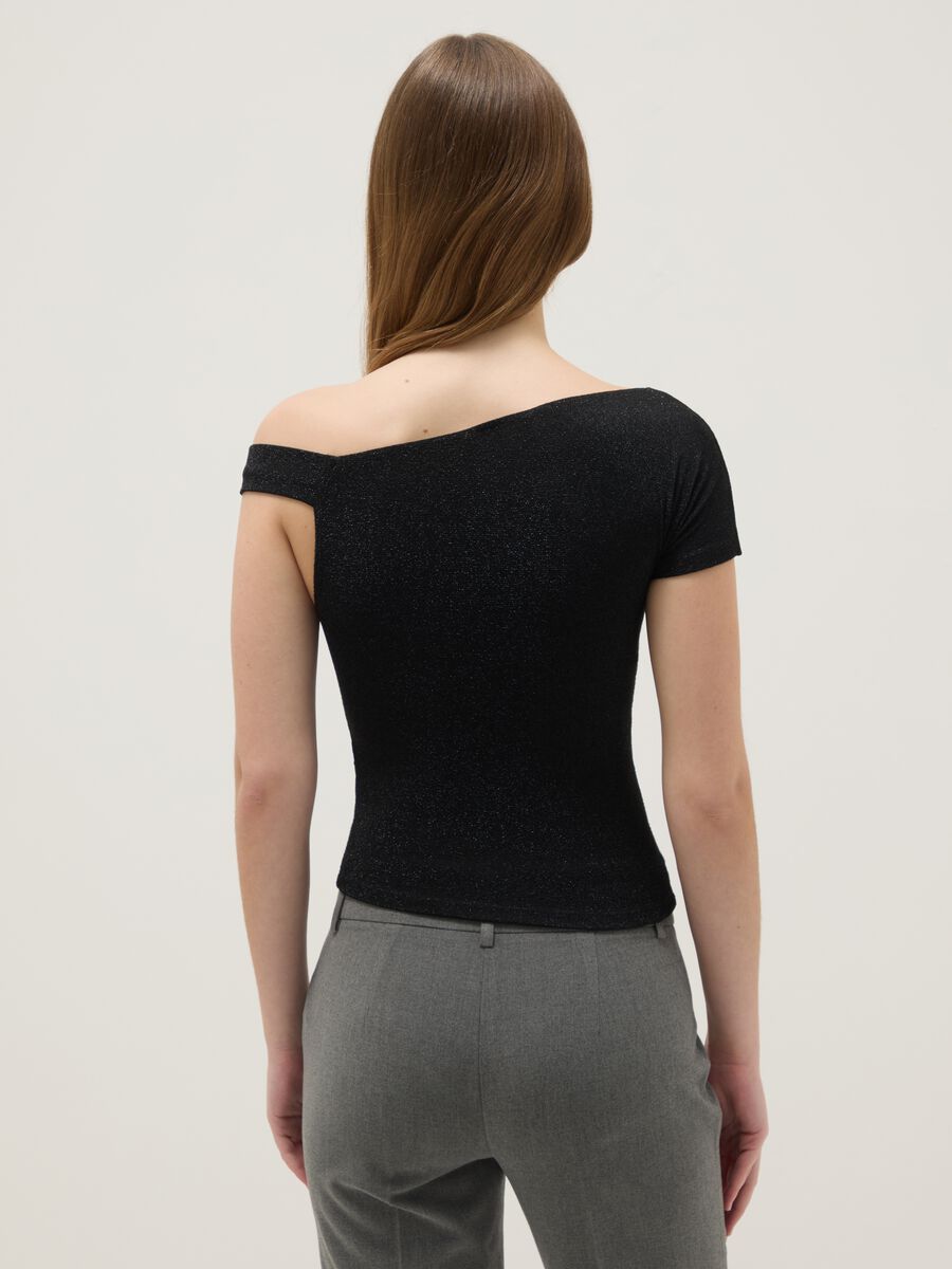 Black viscose blend slim fit T-shirt with Madonna neckline_3