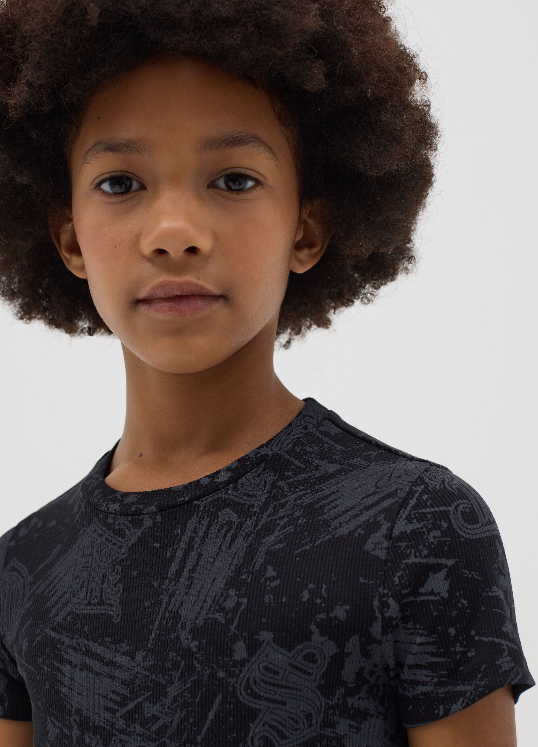 Black short-sleeves T-shirt with tie-dye style