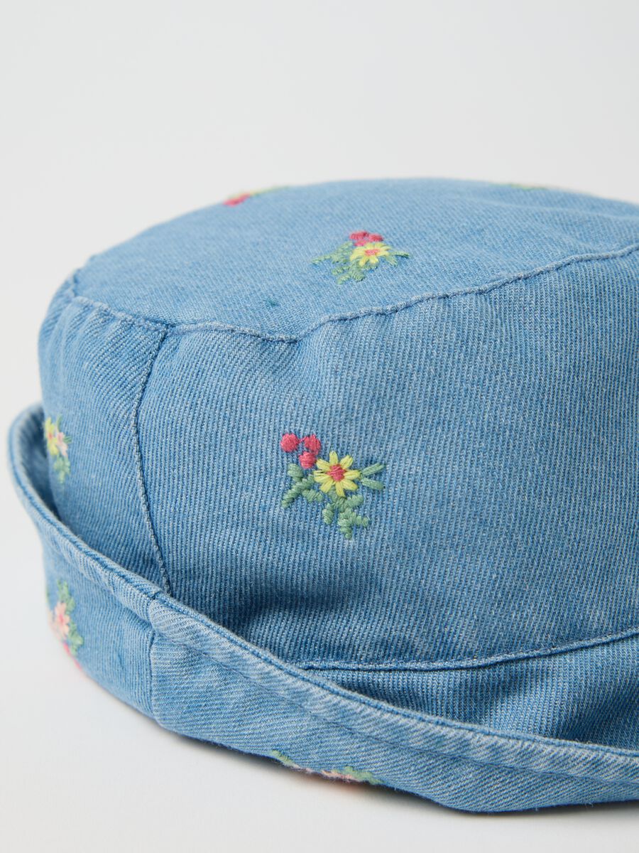 Denim bucket hat with floral embroidery_2