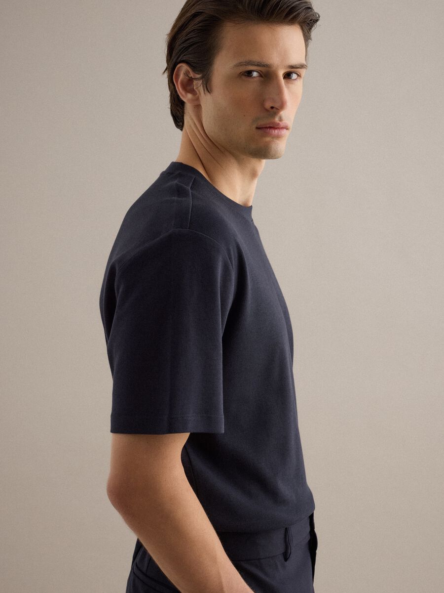 T-shirt girocollo in puro cotone nera regular fit_0