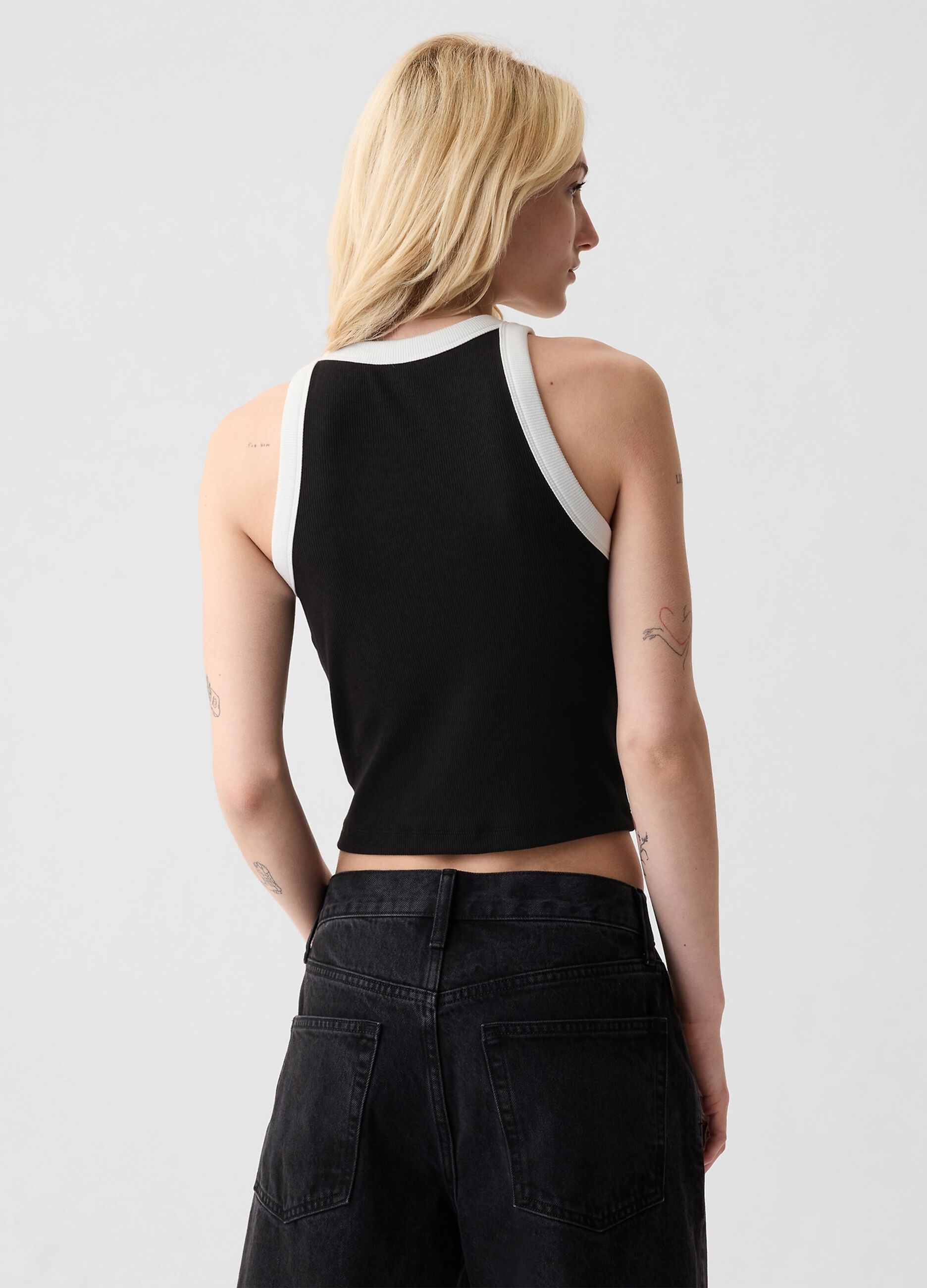 Ribbed crop tank top with halter neck
