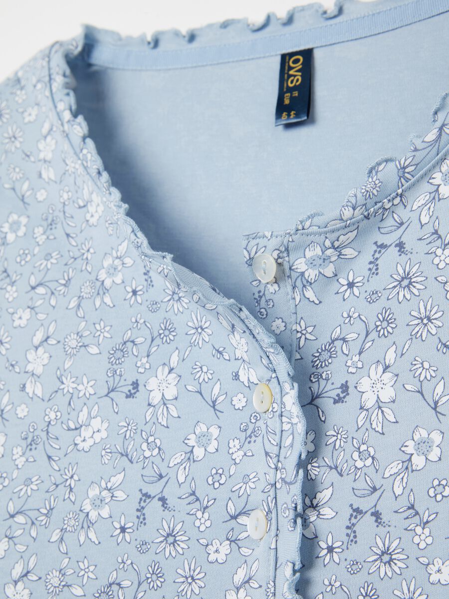 Nightshirt with ditsy flower print and granddad neckline_5