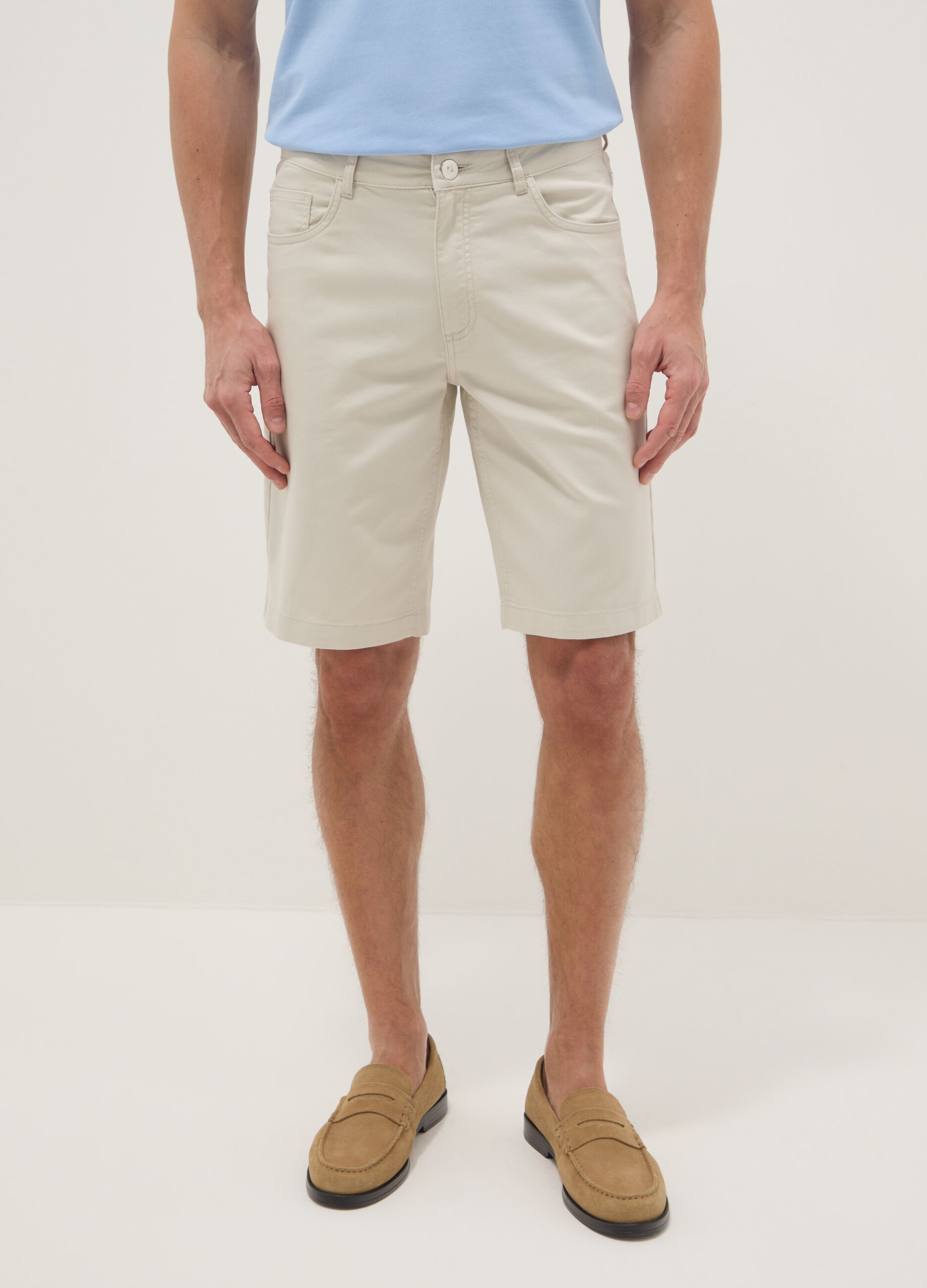 Beige stretch-cotton five-pocket Bermuda shorts