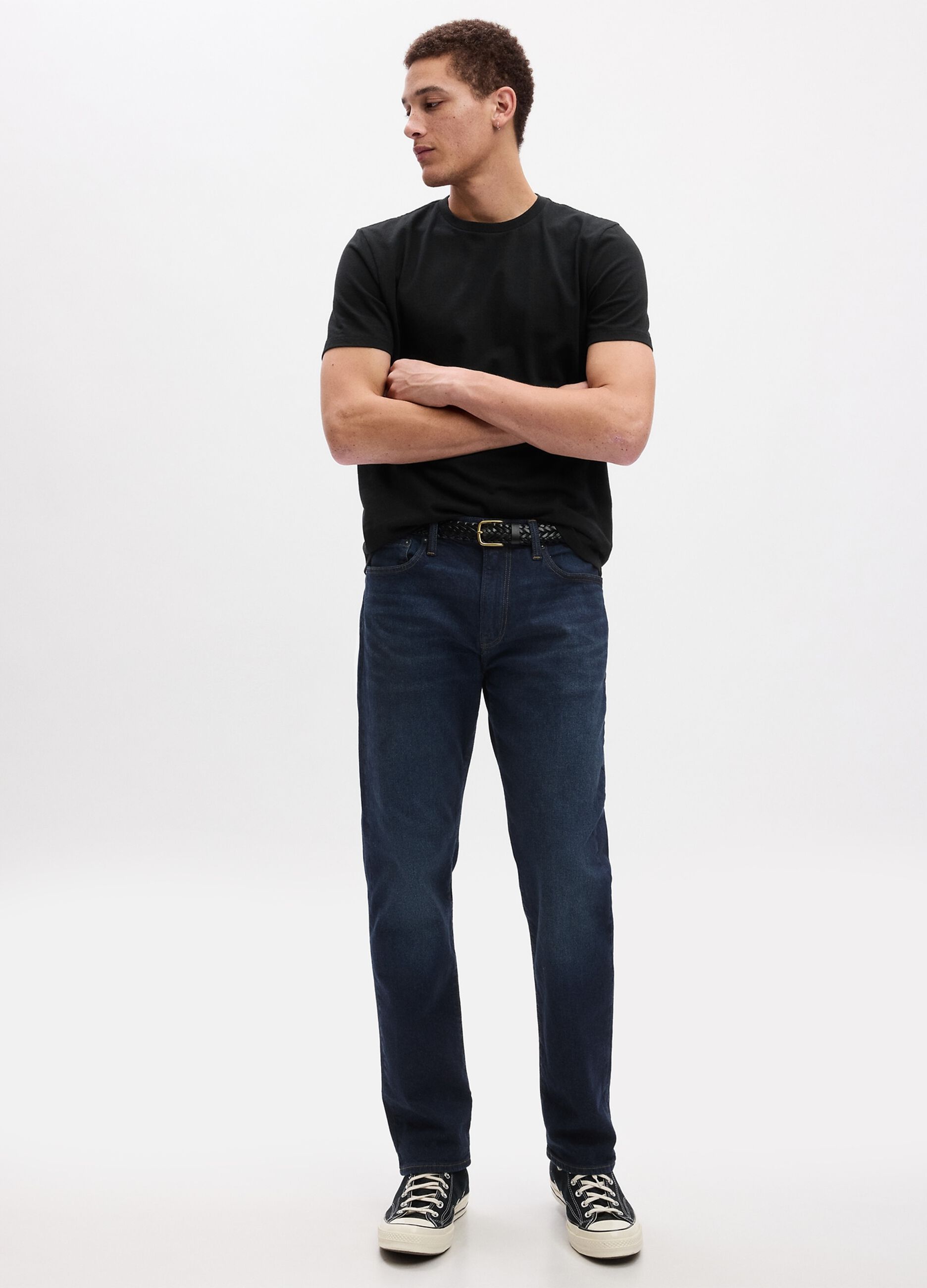 Straight-fit jeans with mid-rise waist