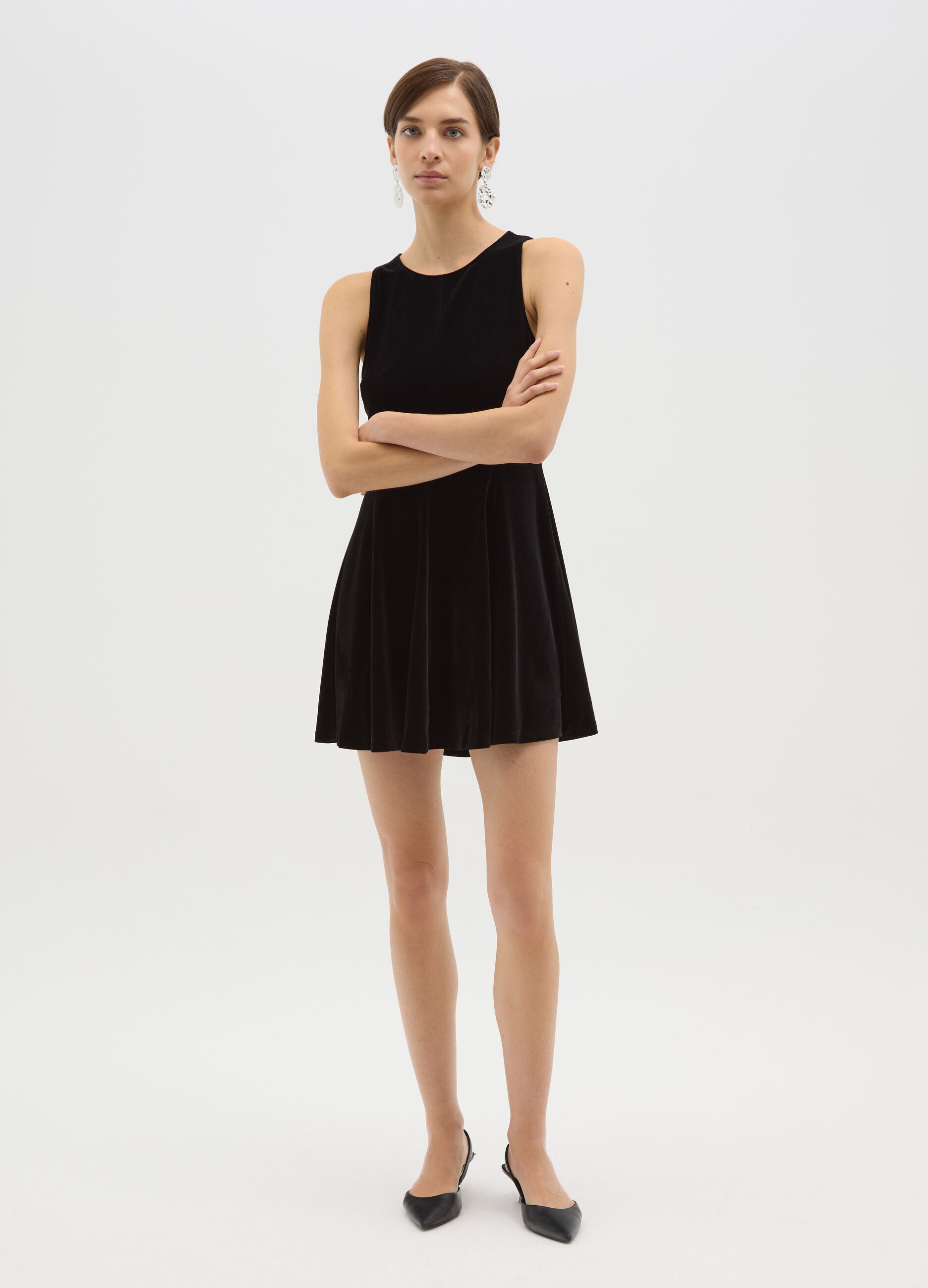 Black Sleeveless Slim Fit Short Dress