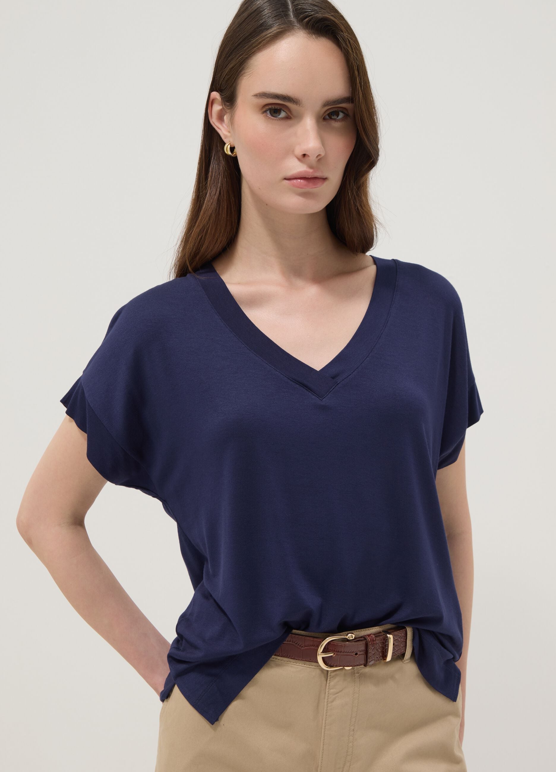 Blue stretch viscose V-neck T-shirt