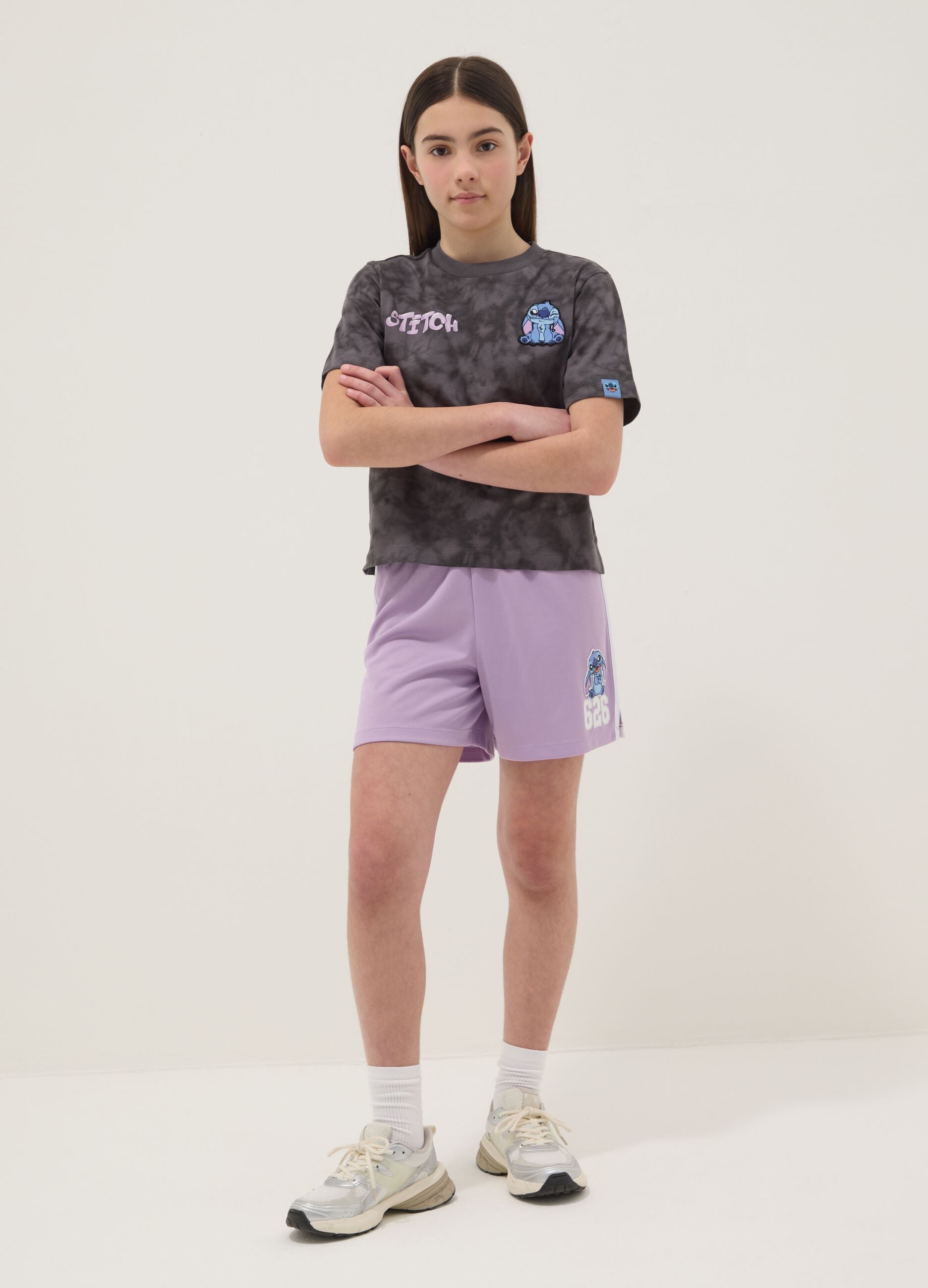 Girls&rsquo; purple sporty shorts with side stripes