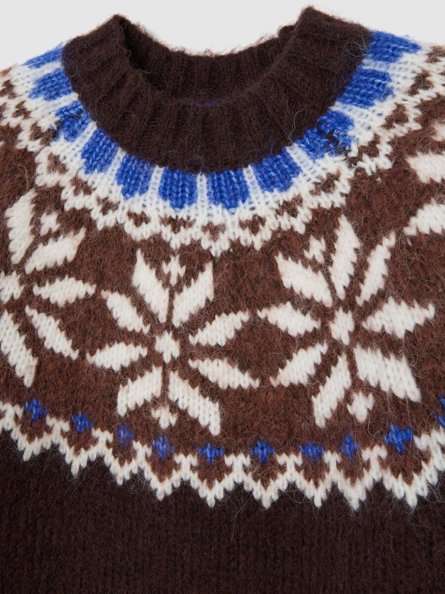 Brown jumper with jacquard pattern_5