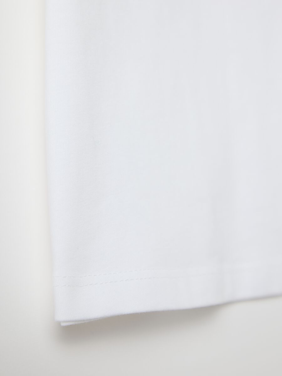 White T-shirt in cotton with diamantés_3