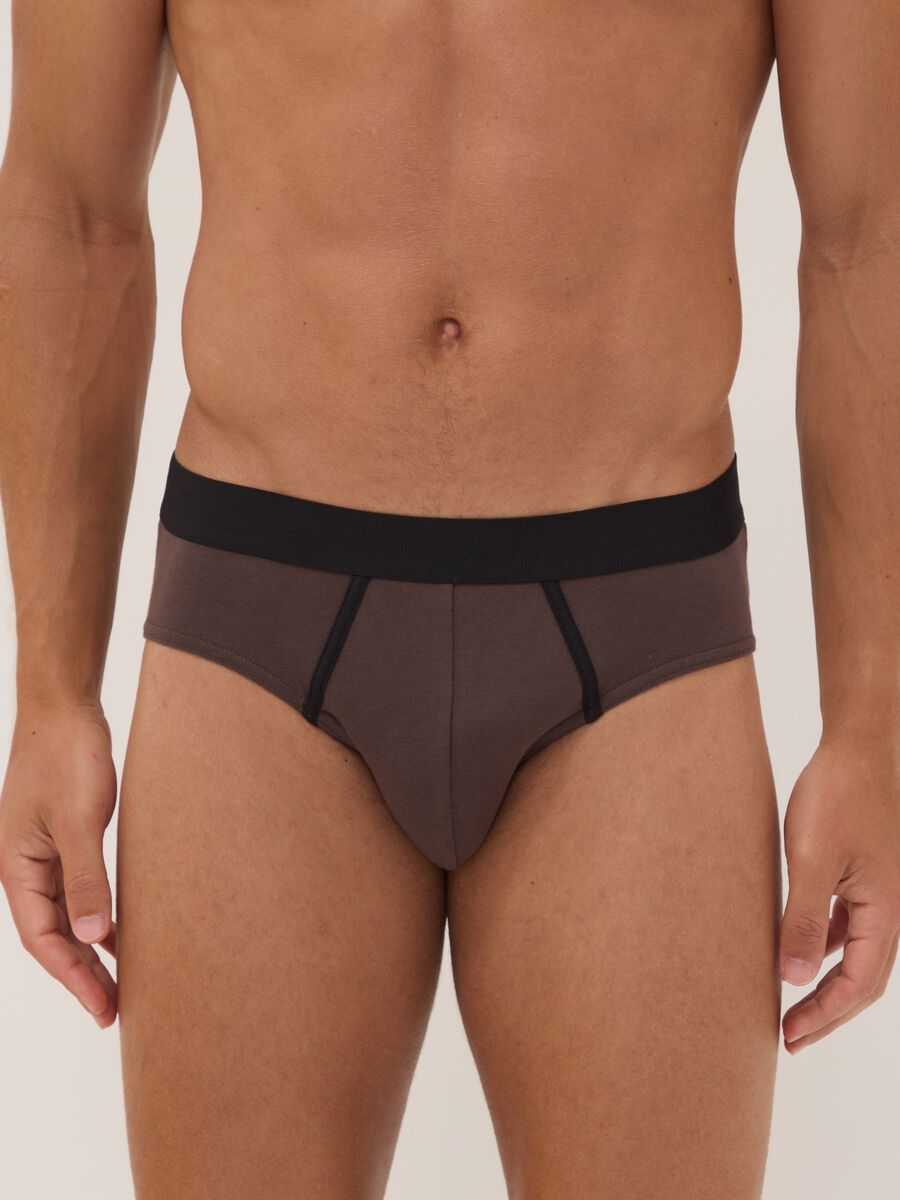 Three-pack of grey stretch organic cotton briefs_1