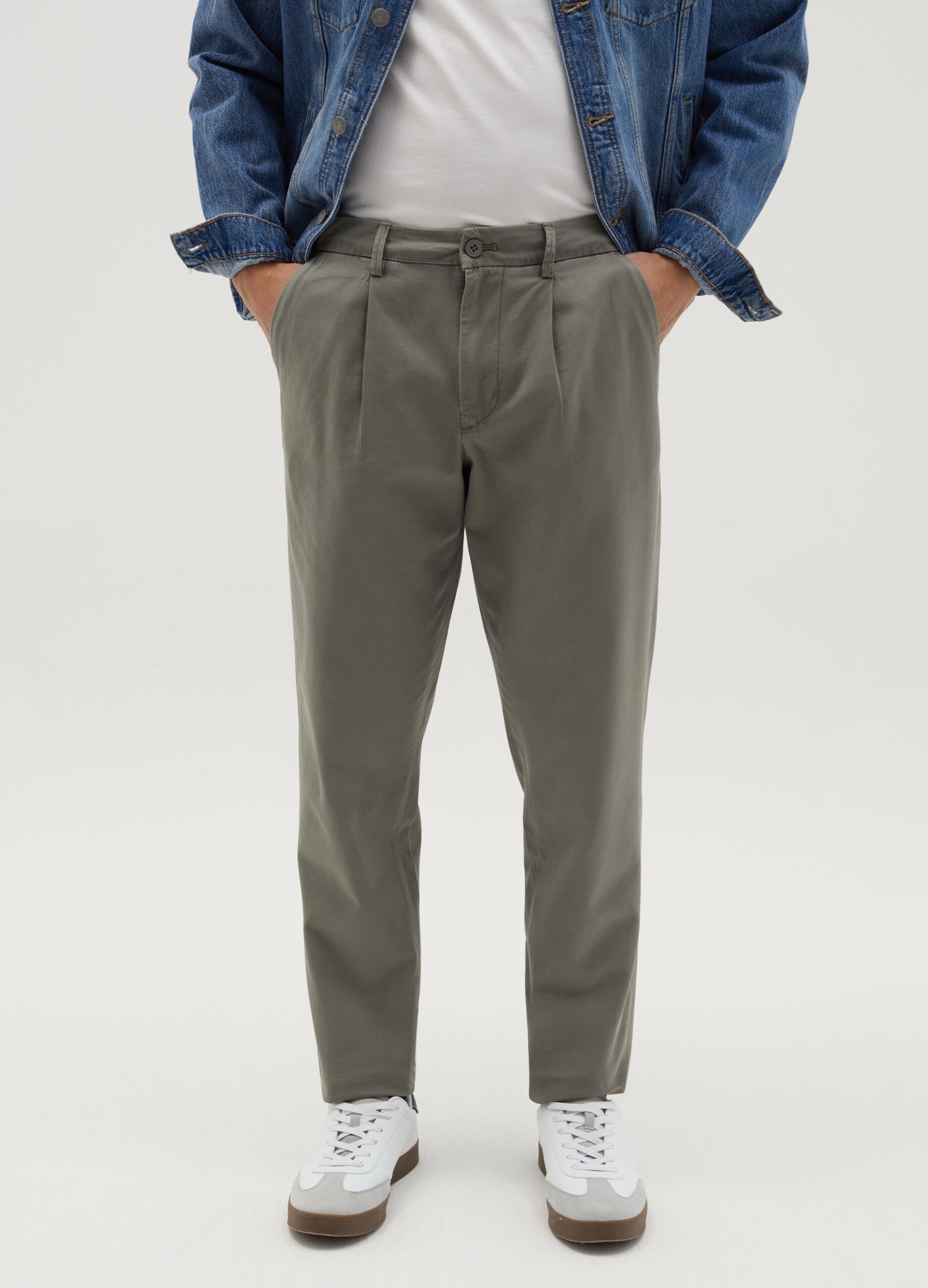 Cotton and linen chino trousers