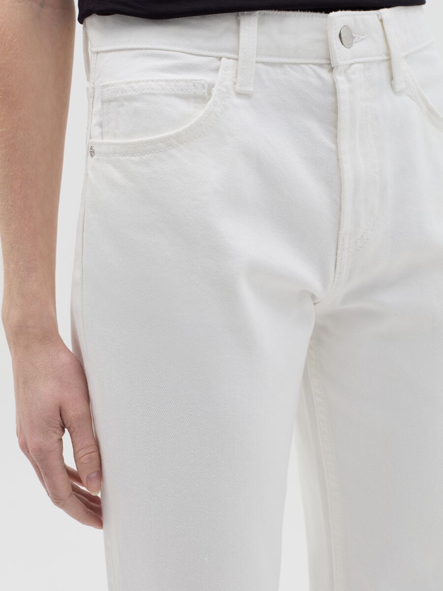 Five-pocket,straight-fit jeans_2