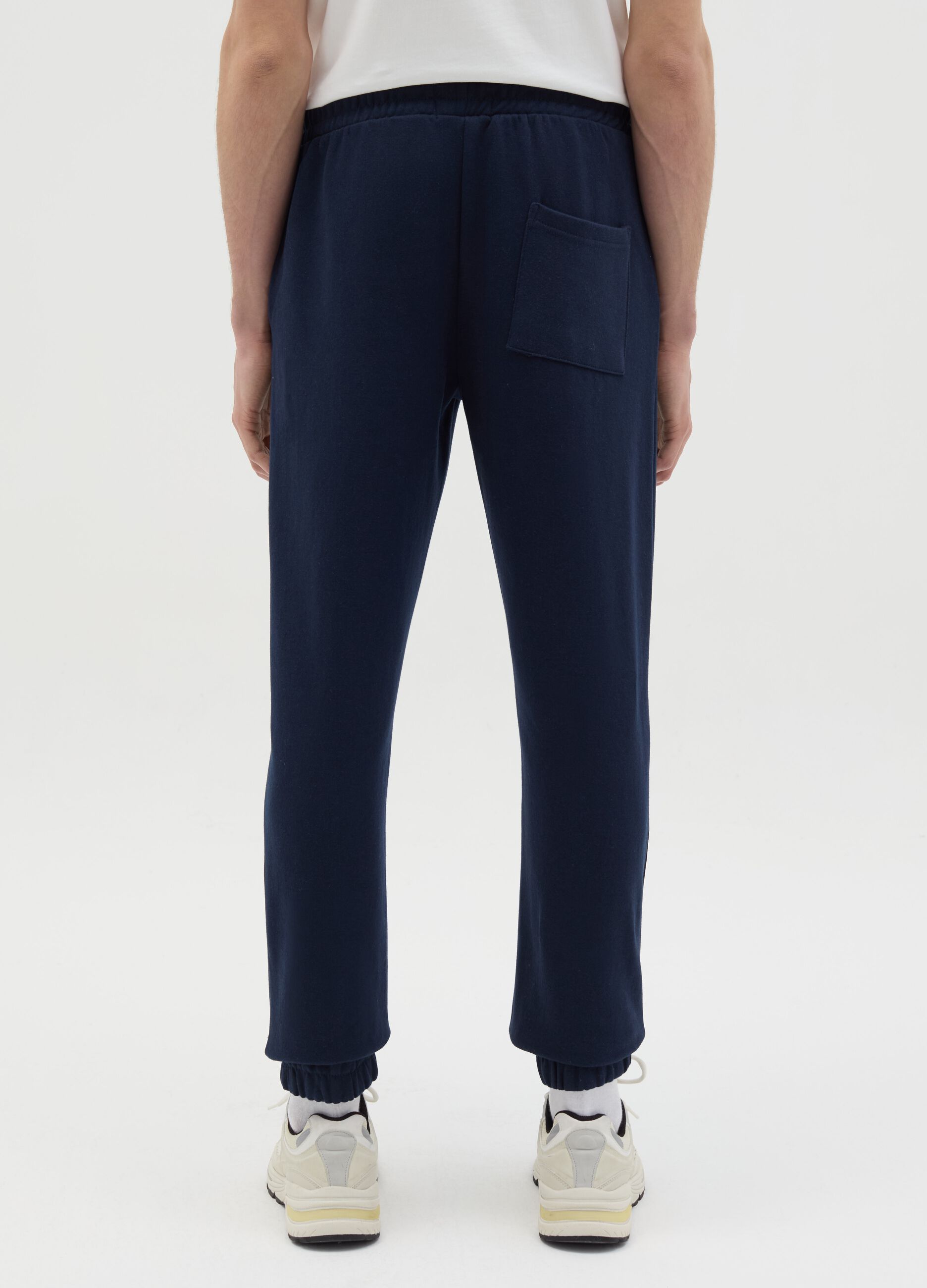 Essential fleece joggers with drawstring