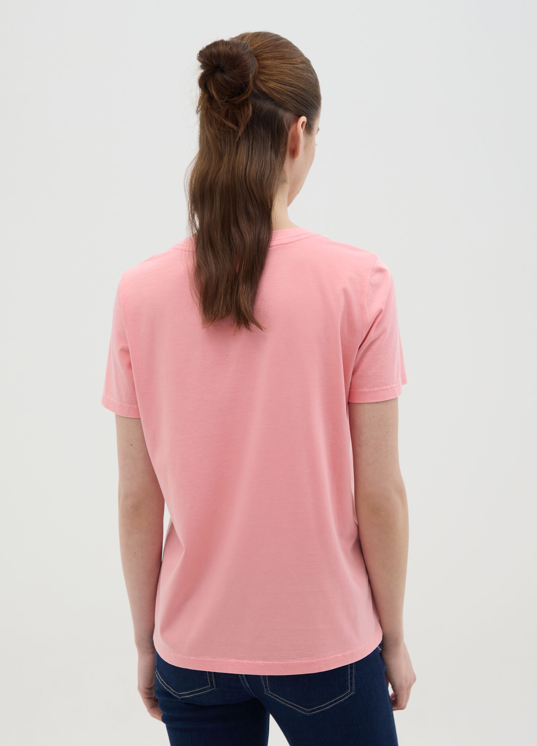 Women’s pink regular-fit T-shirt in 100% cotton with round neck