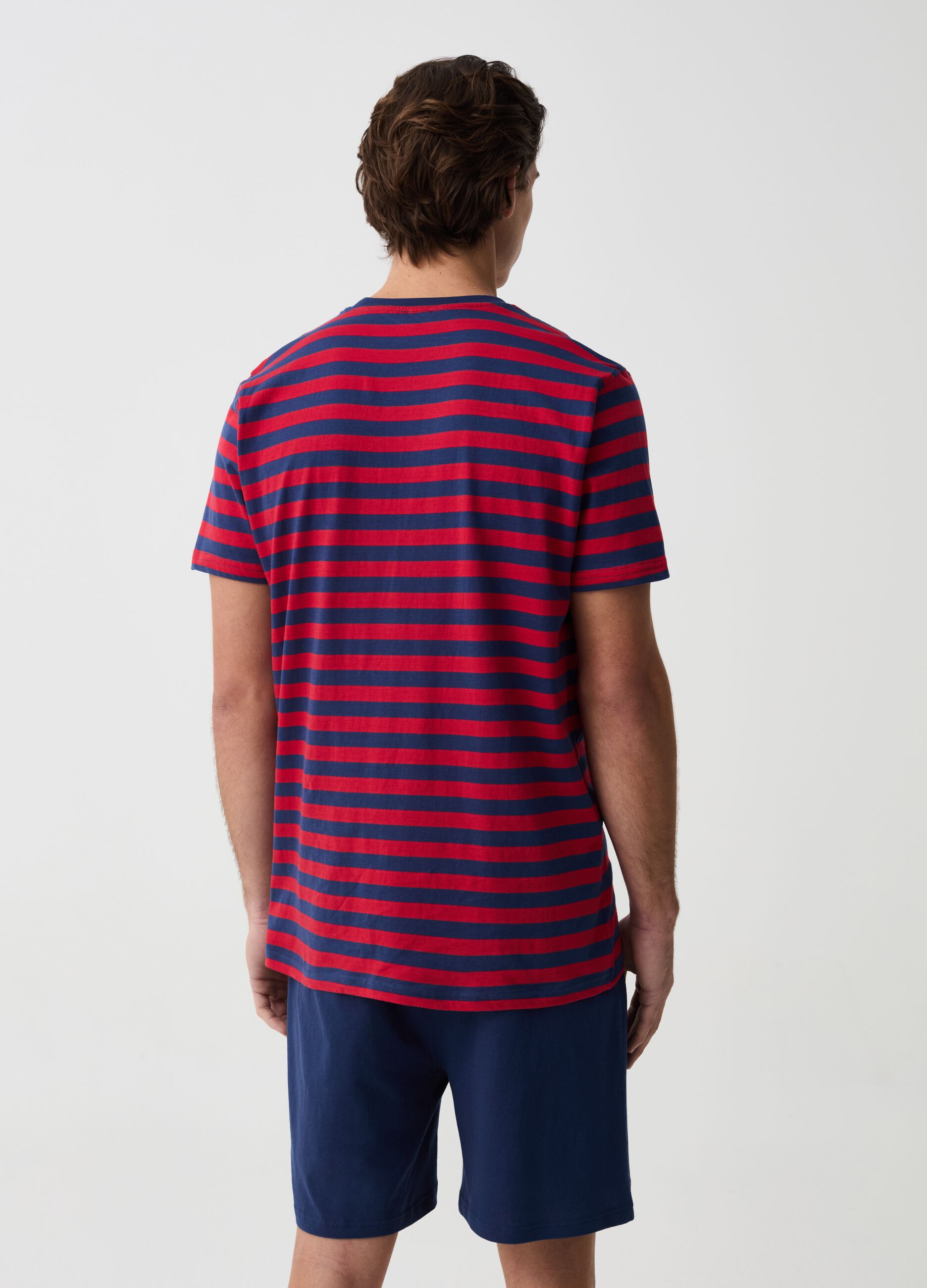 Short pyjama top with striped pattern