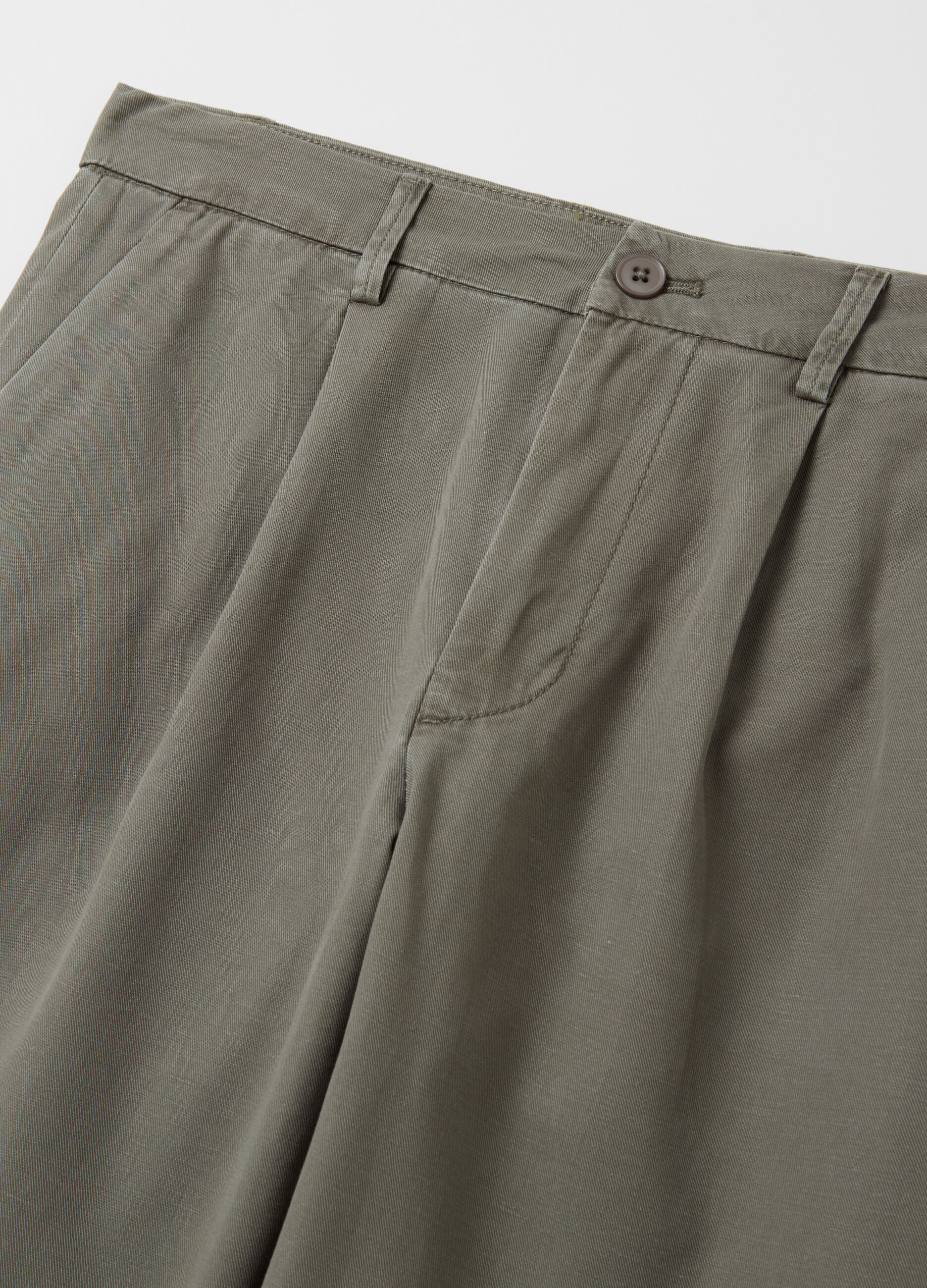 Cotton and linen chino trousers