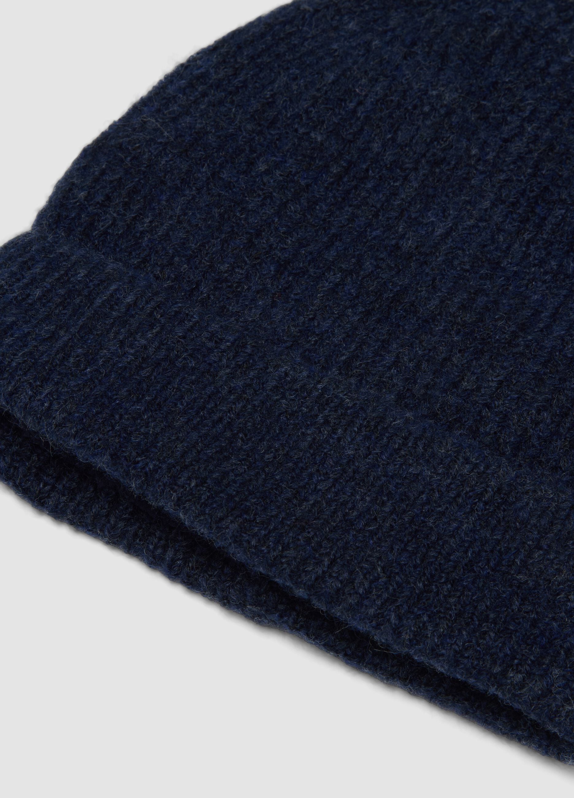 Berretto blu navy in tessuto elasticizzato a costine