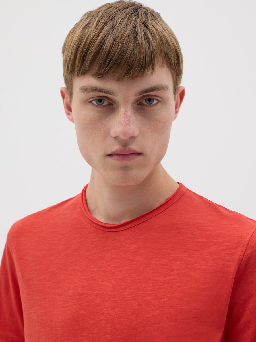 Cotton T-shirt with round neck_3