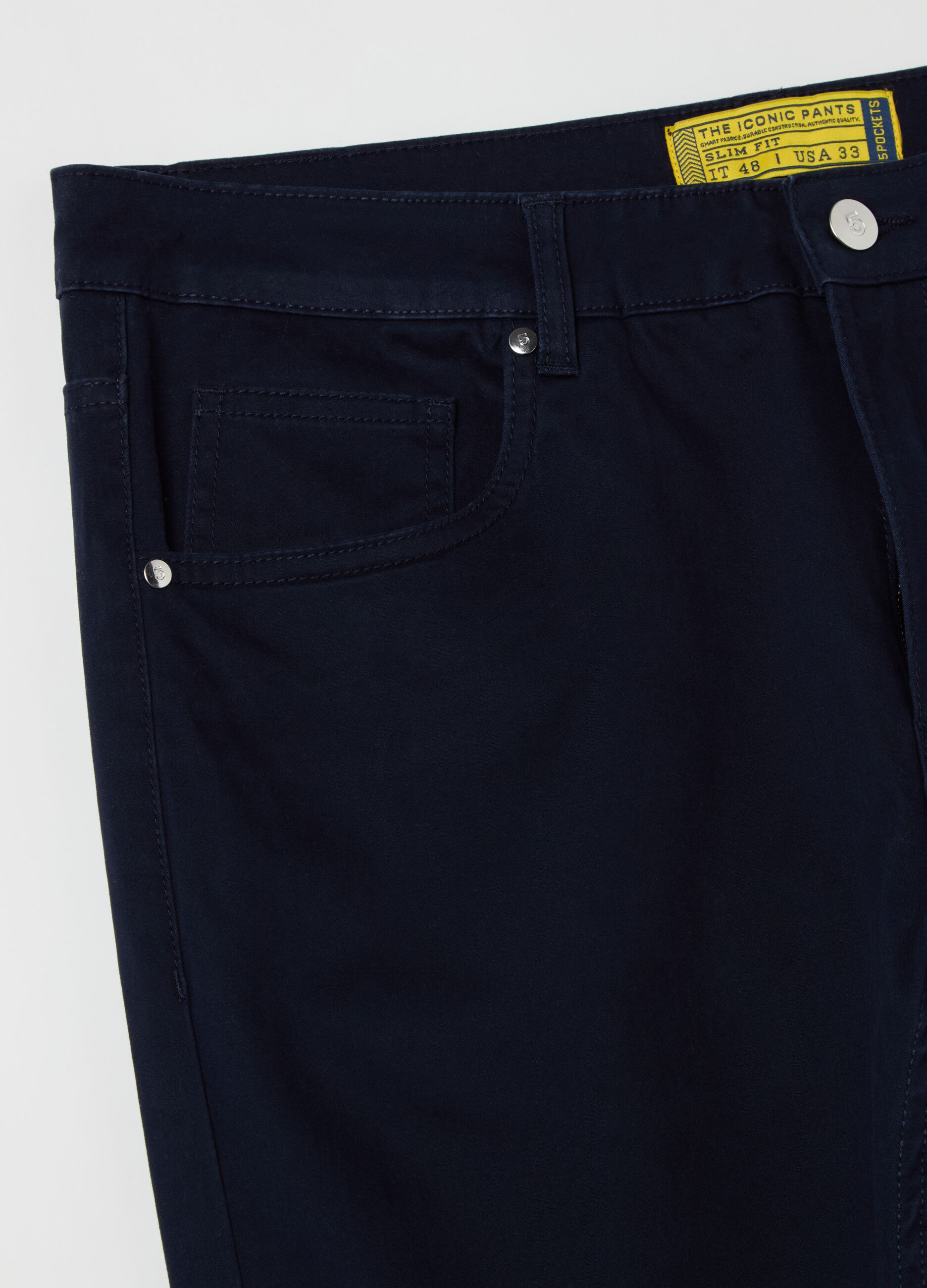 Slim-fit trousers with five pockets