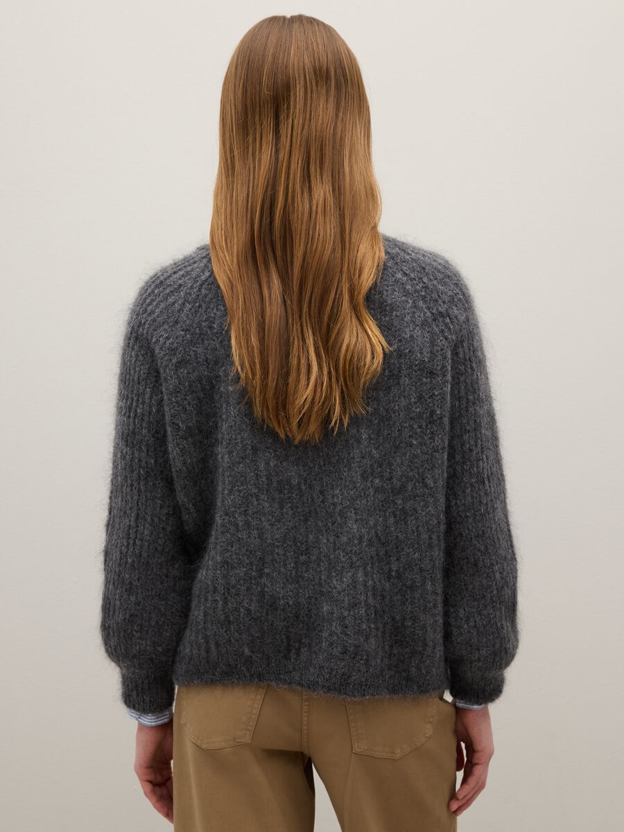 Grey deep V cardigan oversized fit_3