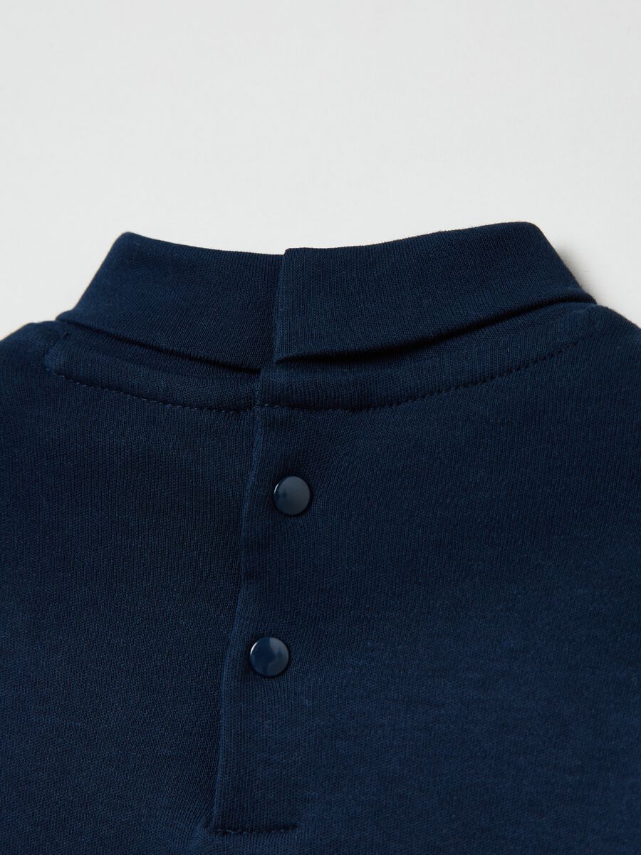 T-shirt maniche lunghe con collo alto_2