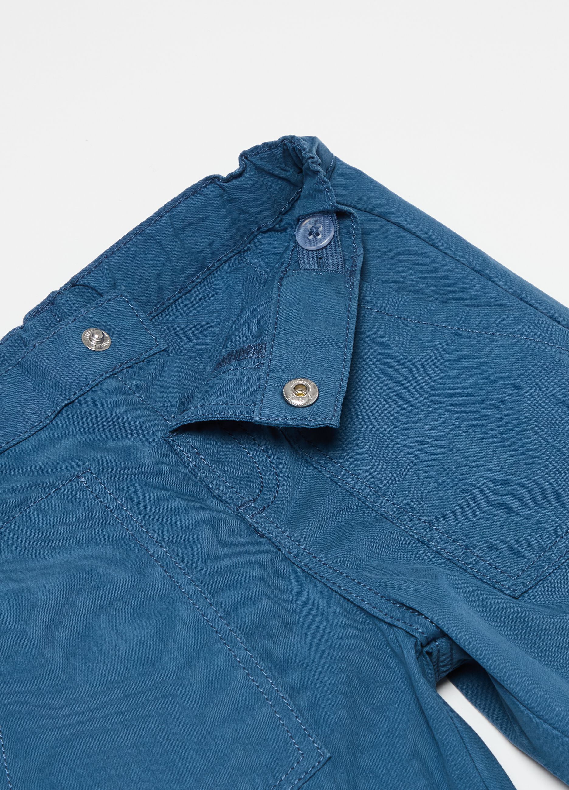 Trousers with elasticated ankles