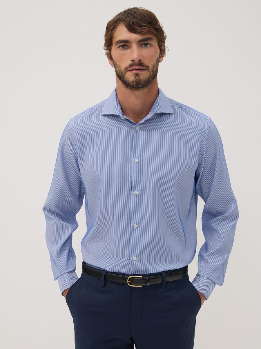 Camicia bianca e blu in dobby di misto lyocell a righe slim fit Easy Iron_0