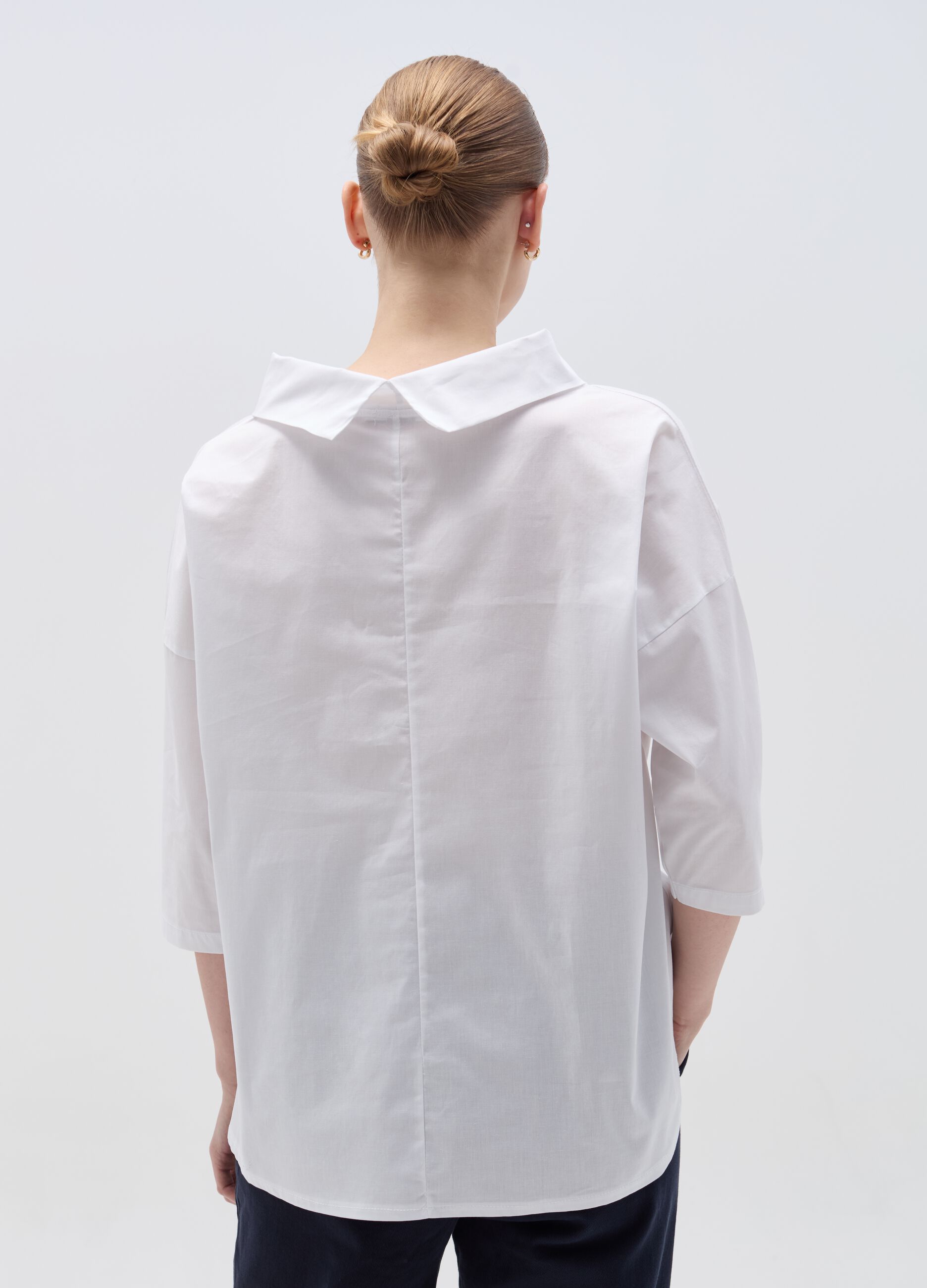 Blouse with turn-down collar