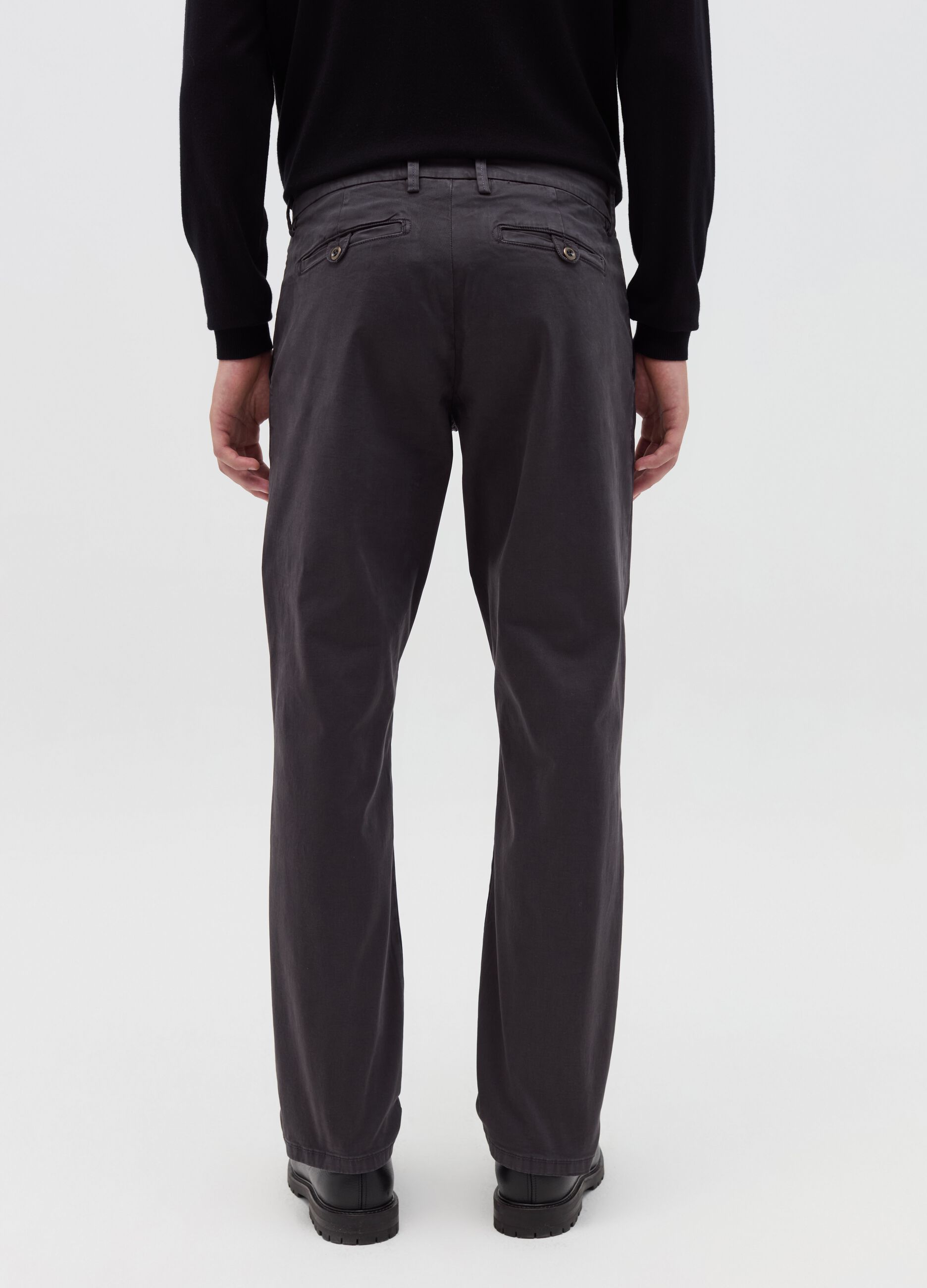 Regular-fit chino trousers in stretch cotton