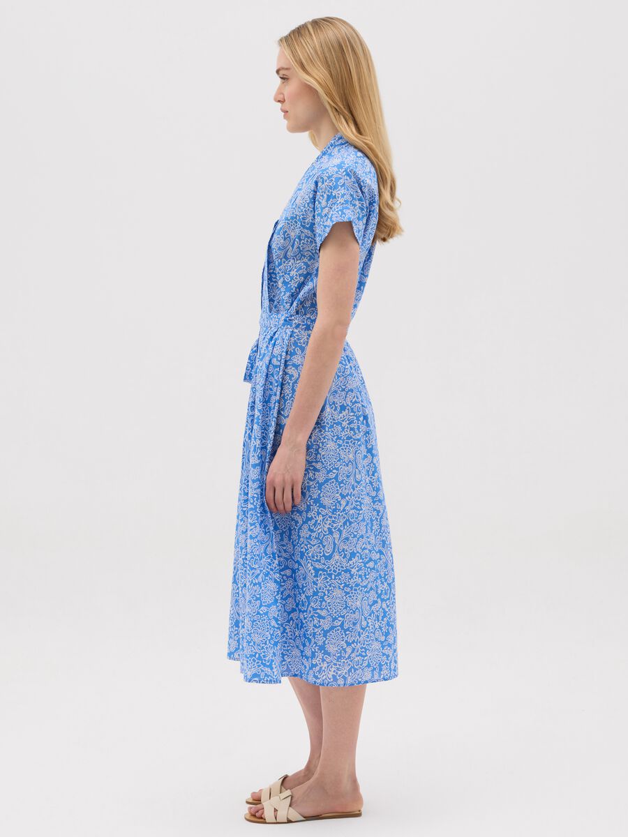 Long cotton dress with blue floral pattern_1