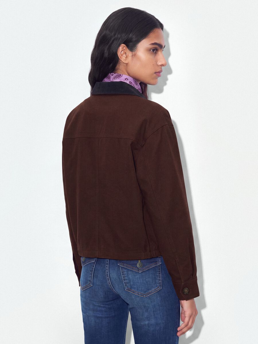Bomber marrone in puro cotone con colletto a contrasto regular fit_3