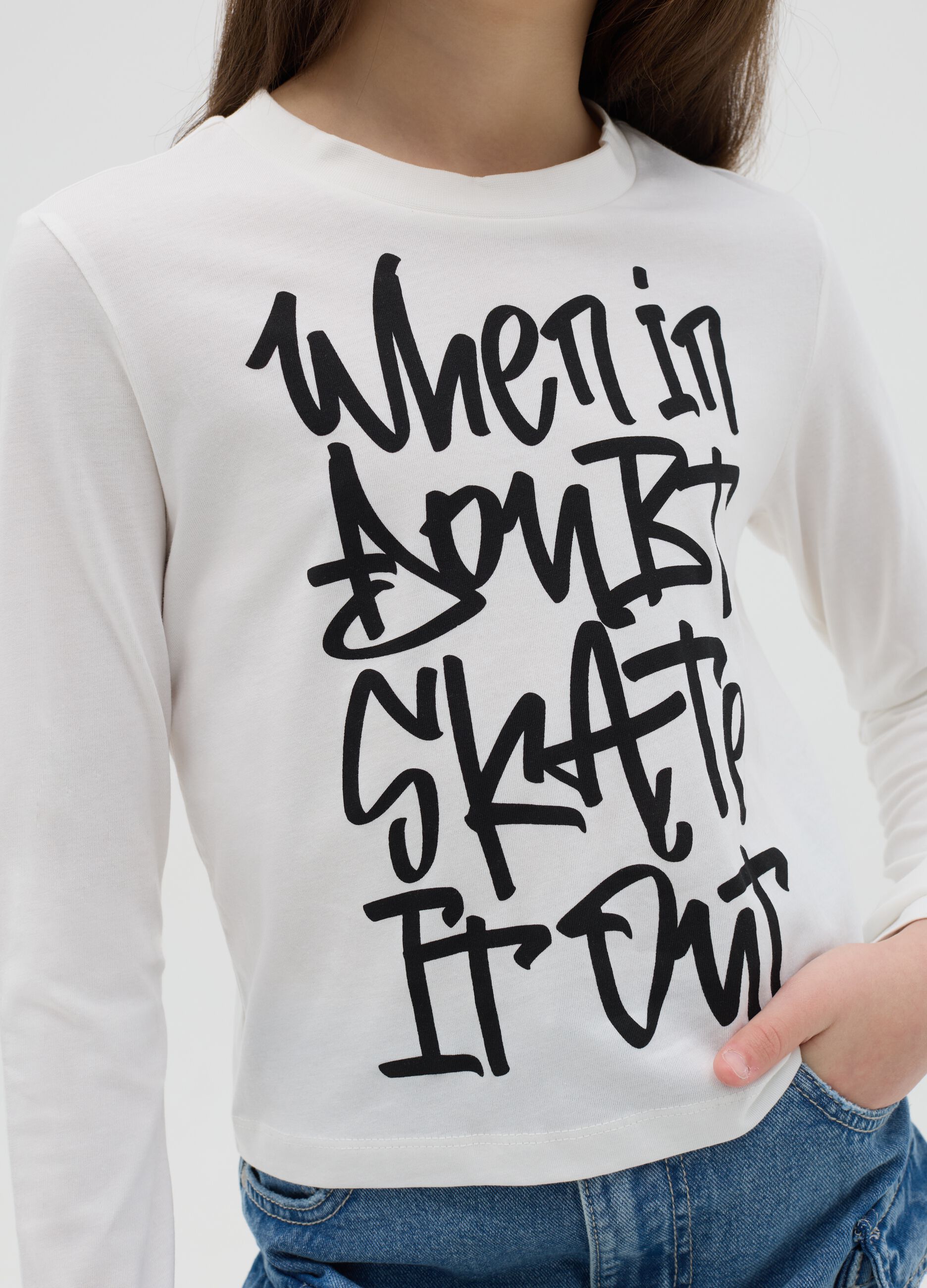 Long-sleeved T-shirt with lettering print