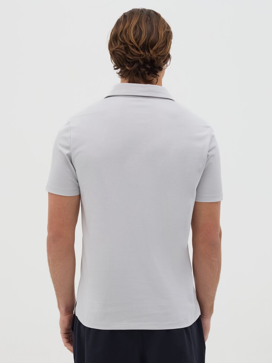 Grey regular-fit polo shirt with short sleeves_3
