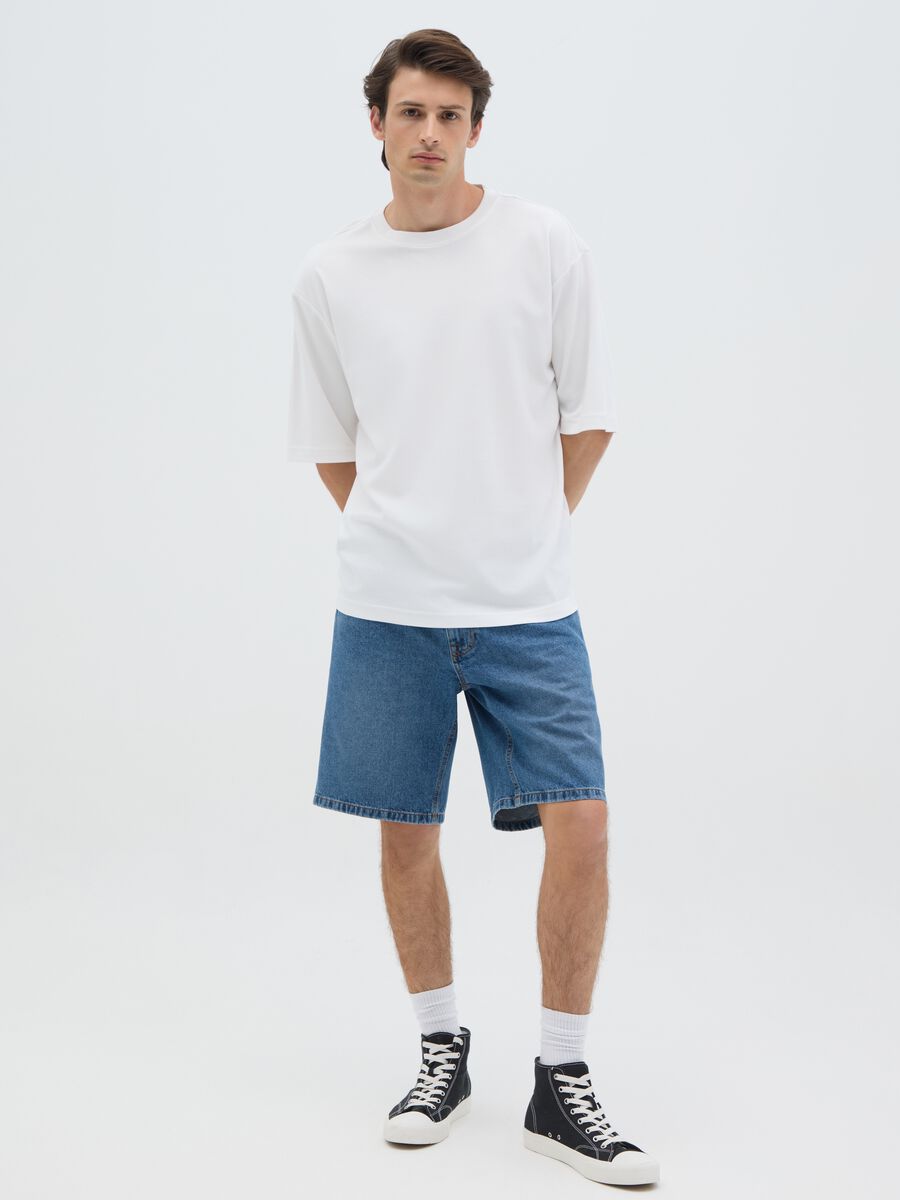 Men's pure cotton denim regular fit shorts with five pockets_0