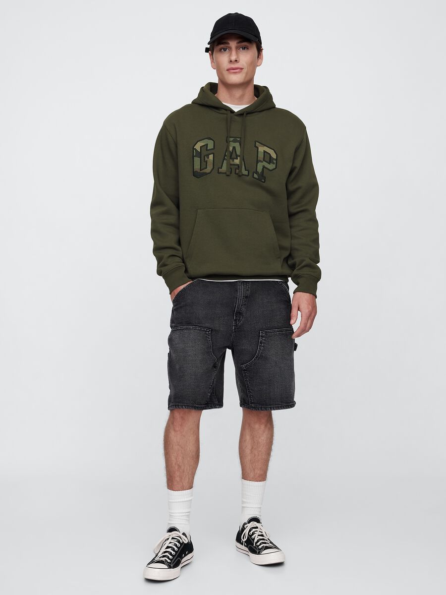 Felpa con cappuccio e logo_1