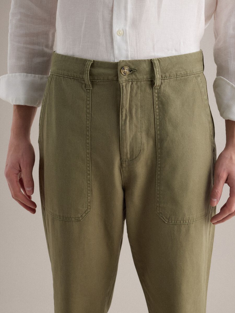 Pantaloni in cotone e lino verdi regular fit_3