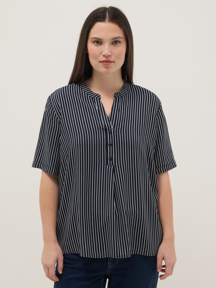 Multicolour striped regular fit pure viscose shirt with buttons_0