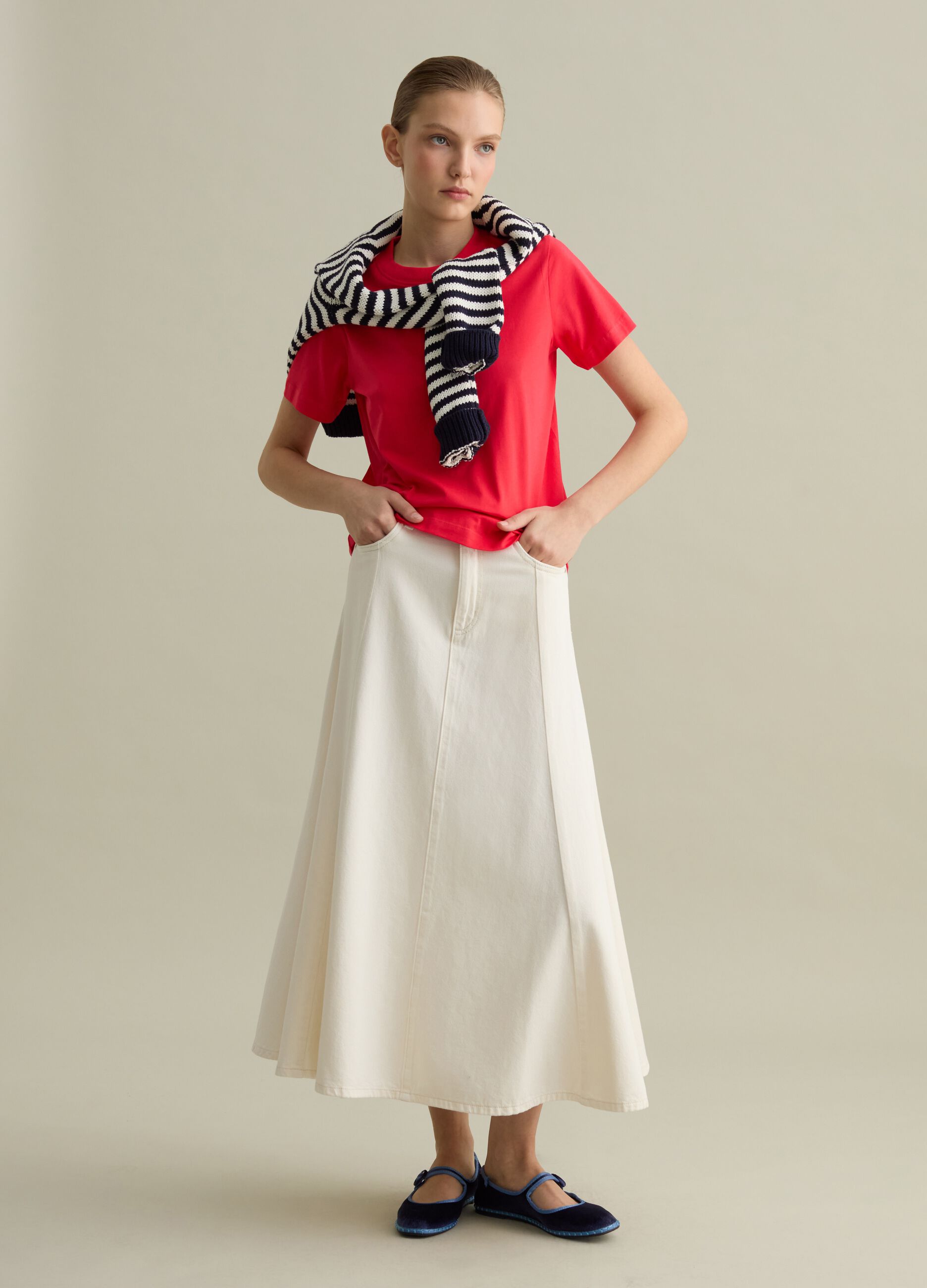 Cotton T-shirt with round neck