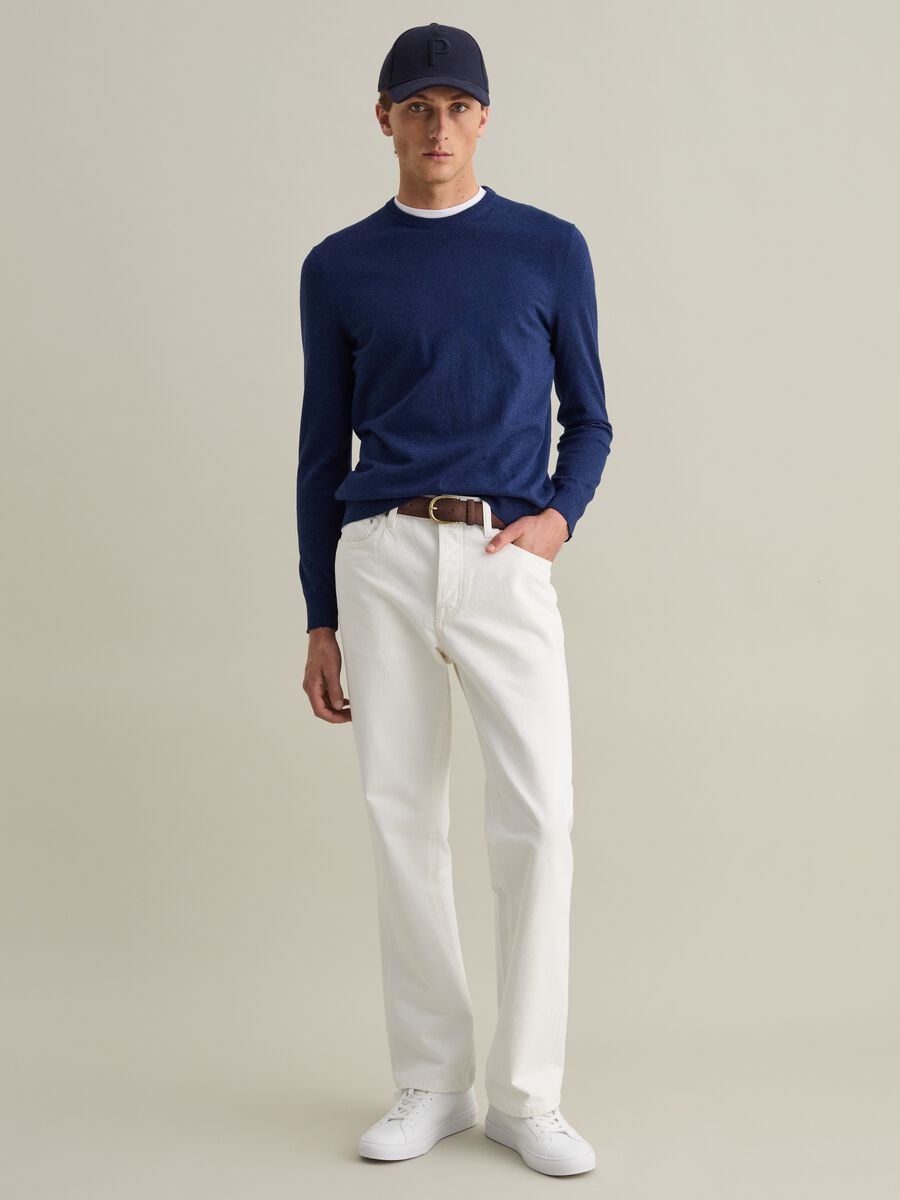 Pullover con scollo rotondo_3