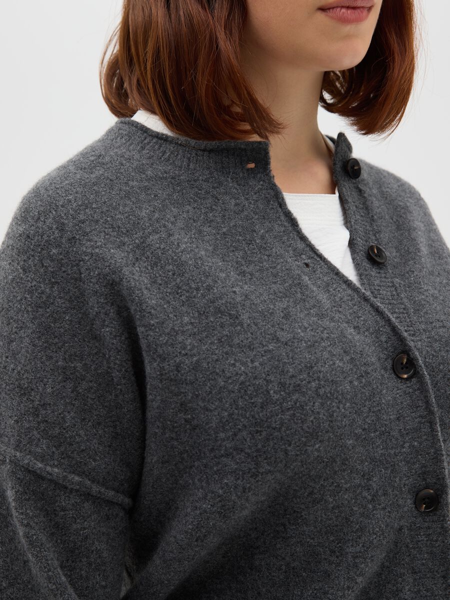 Grey cardigan with buttons_3