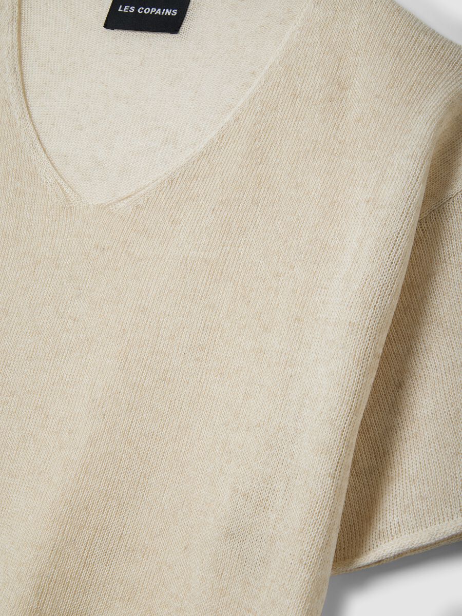 Maglia in misto lyocell e lino beige oversize fit con scollo a V_5