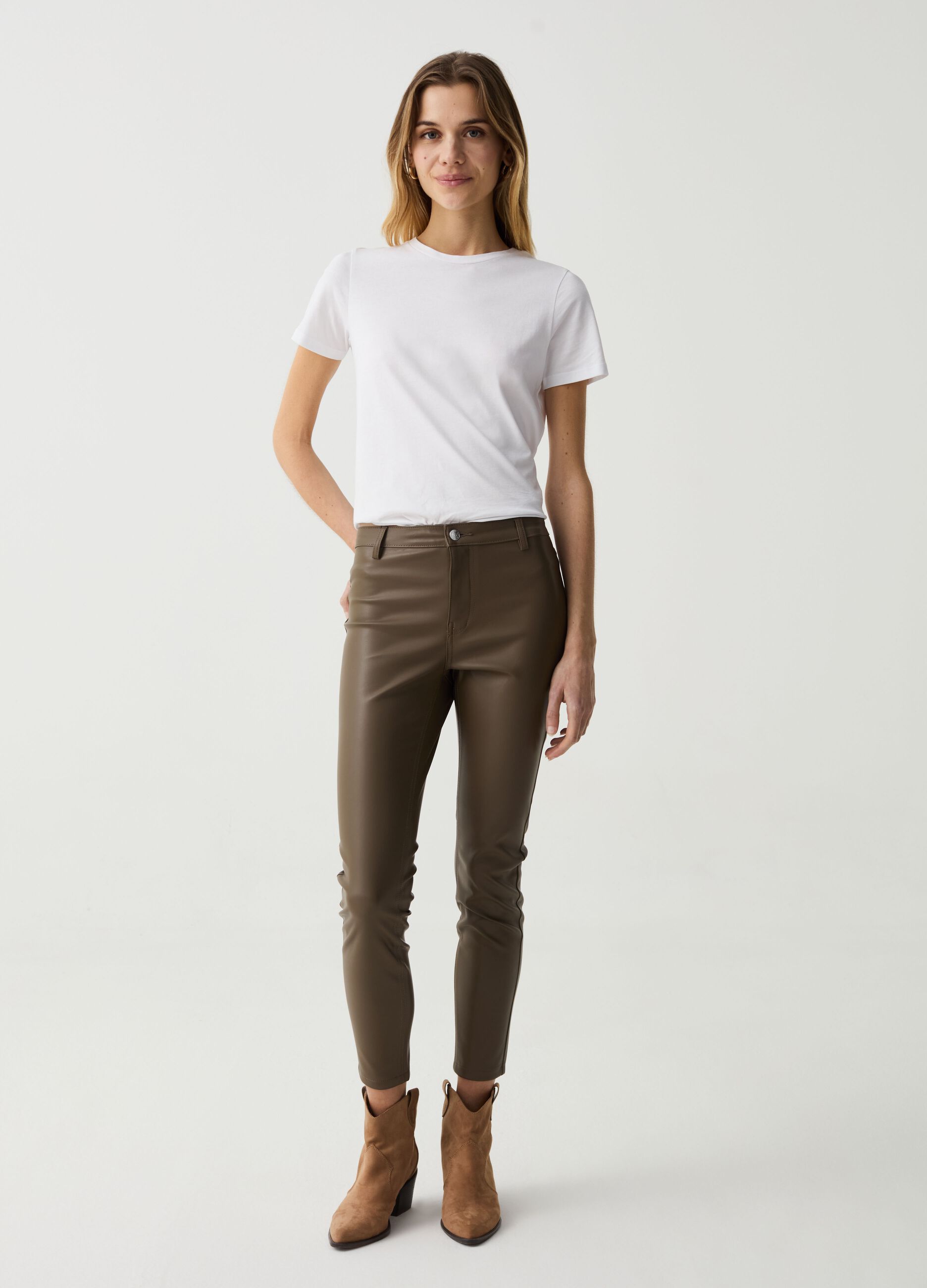 Jeggings cropped skinny fit effetto lucido