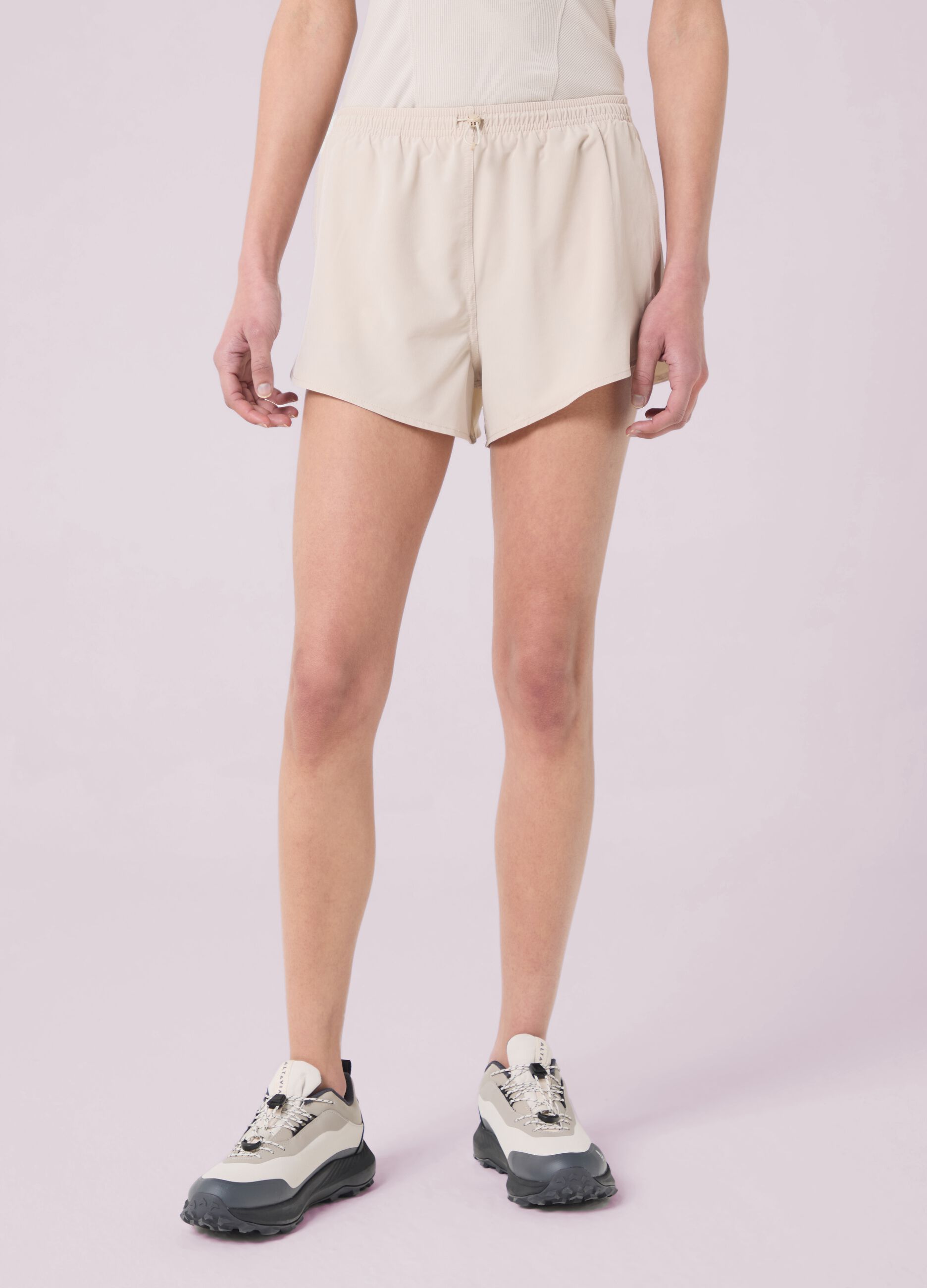 Fitness shorts in tessuto leggero ALTAVIA STUDIO 