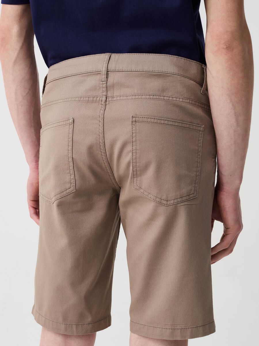 Five-pocket Bermuda shorts in stretch twill_1