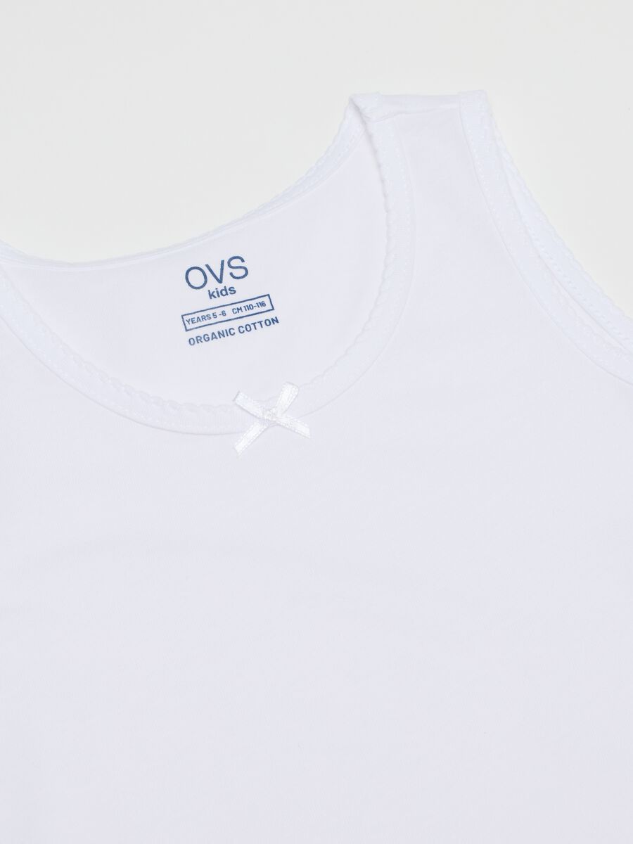 Twin pack of white girls' vests in pure cotton regular fit_3