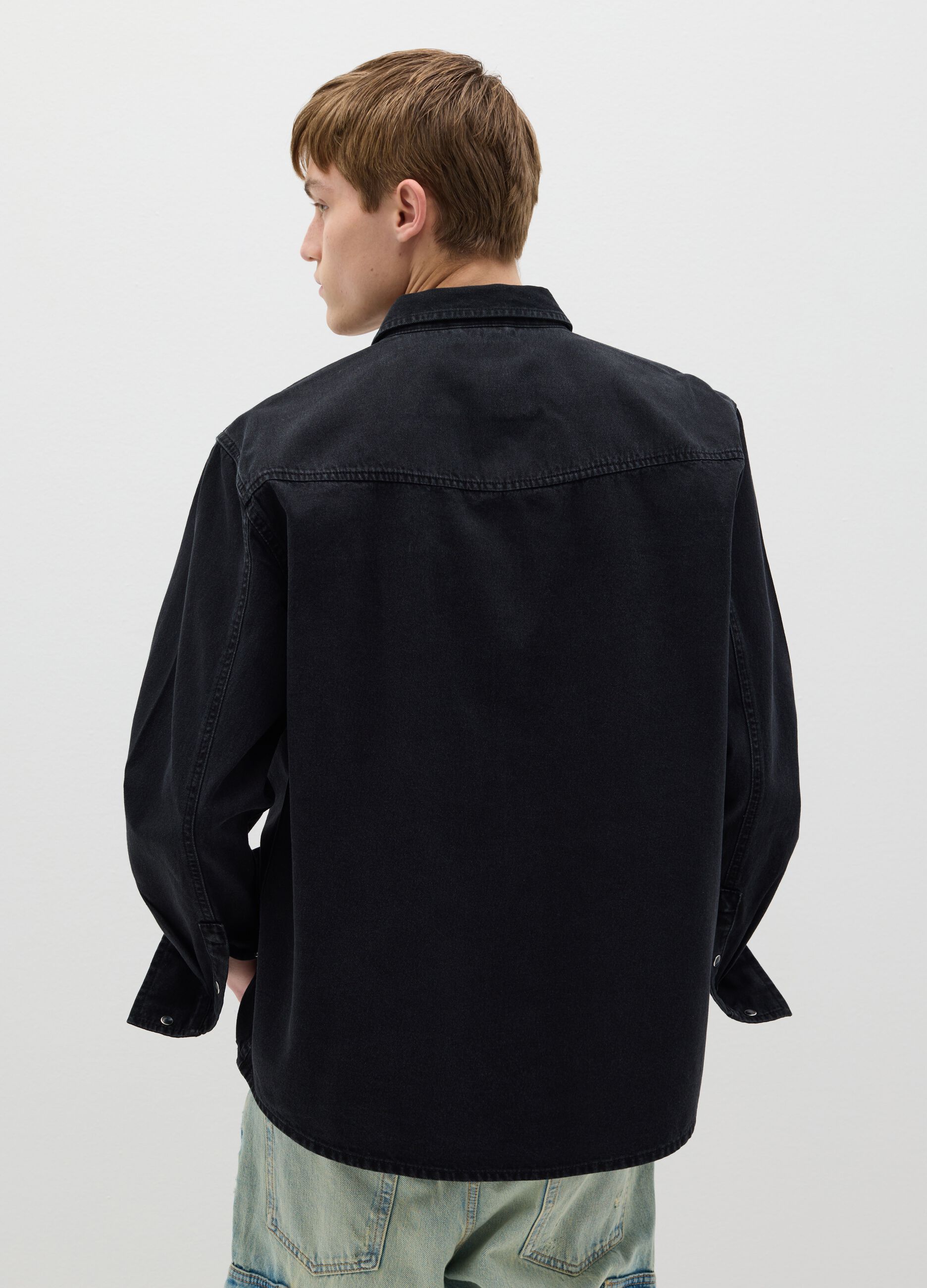 Cowboy shacket in denim