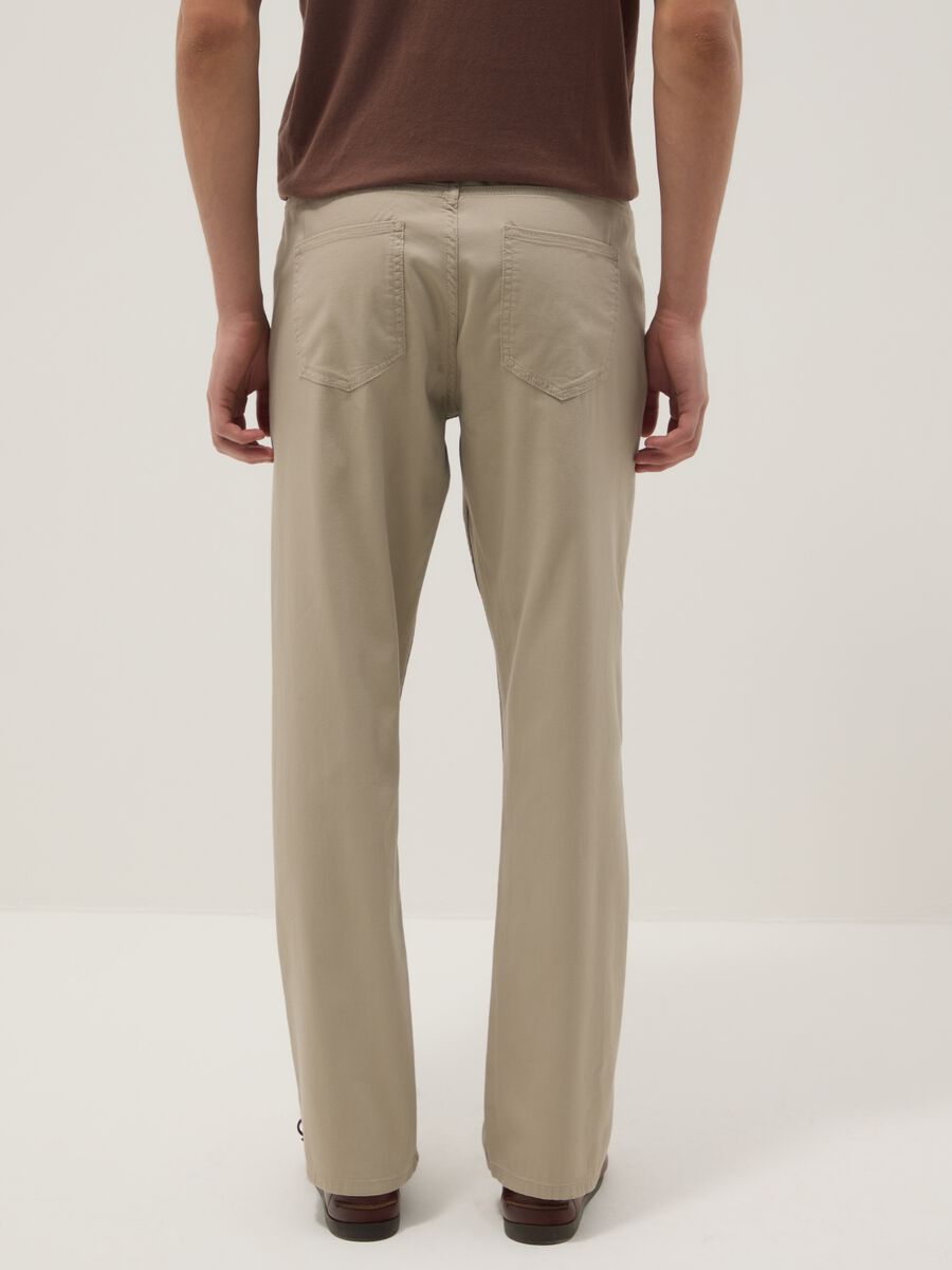 Pantaloni beige in cotone elasticizzato regular fit_2