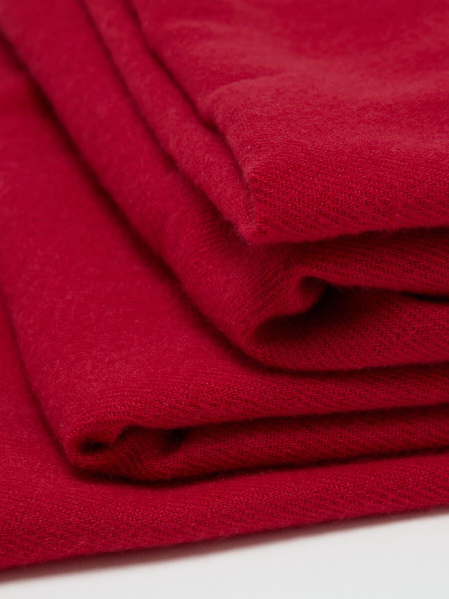 Fleece pashmina with fringing_1