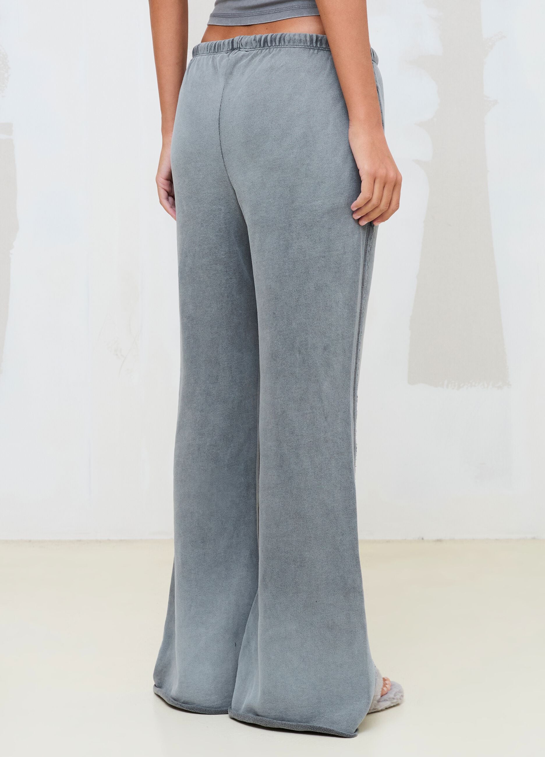 Flared Sweatpants in Vintage Grey