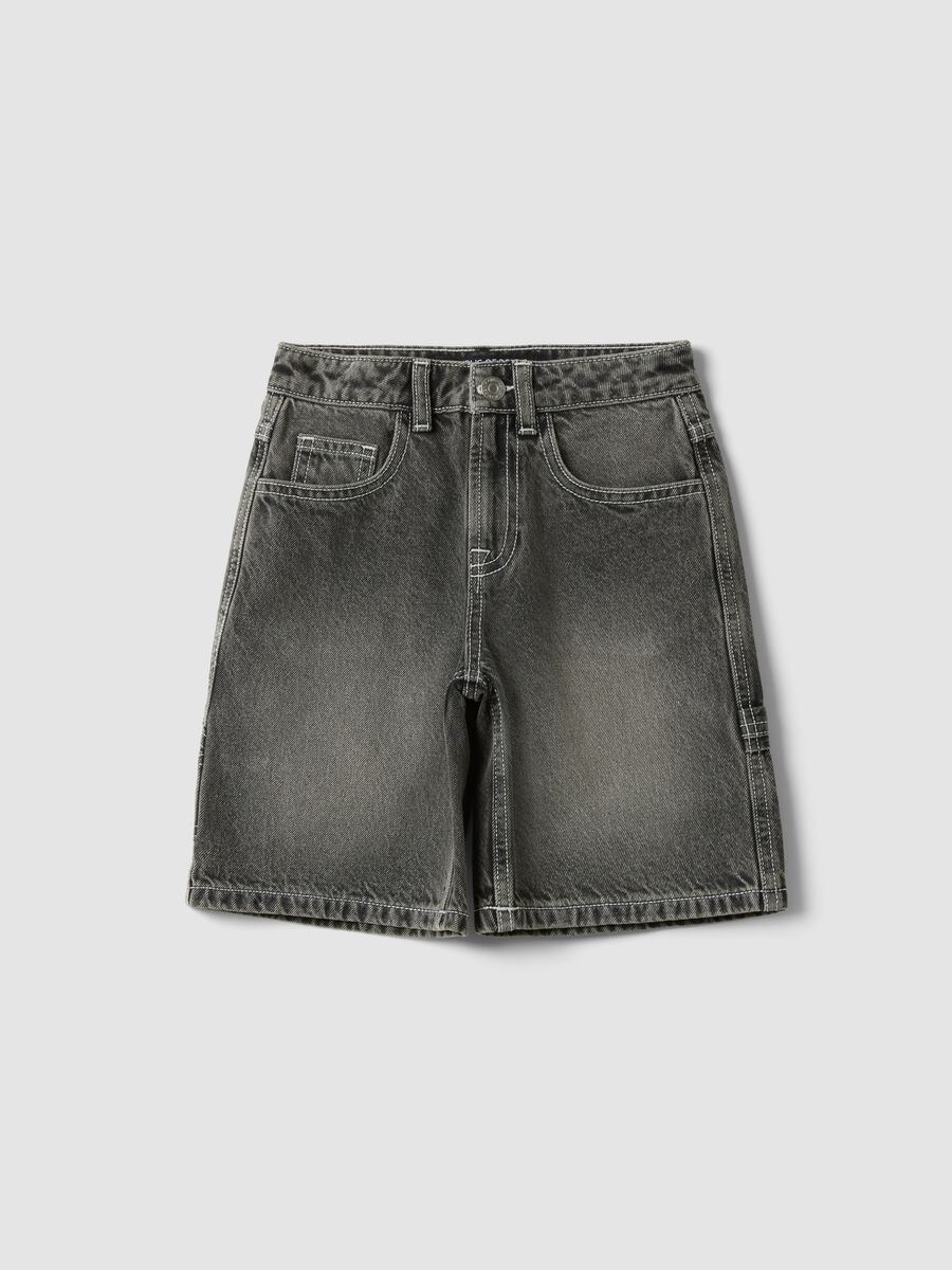 Grey pure cotton skater-fit shorts for boys_0